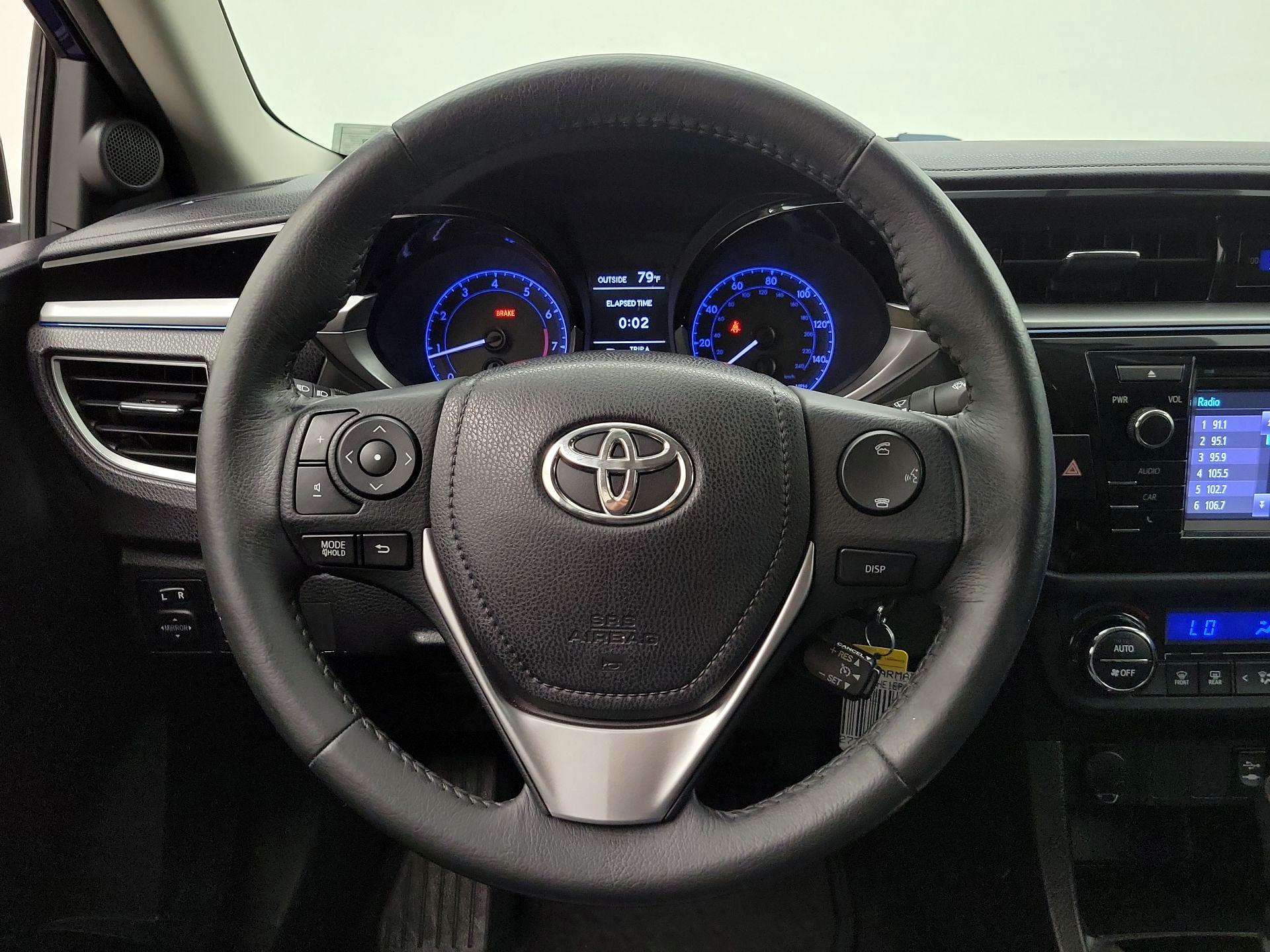 Thumbnail: 2014 Toyota Corolla - 10