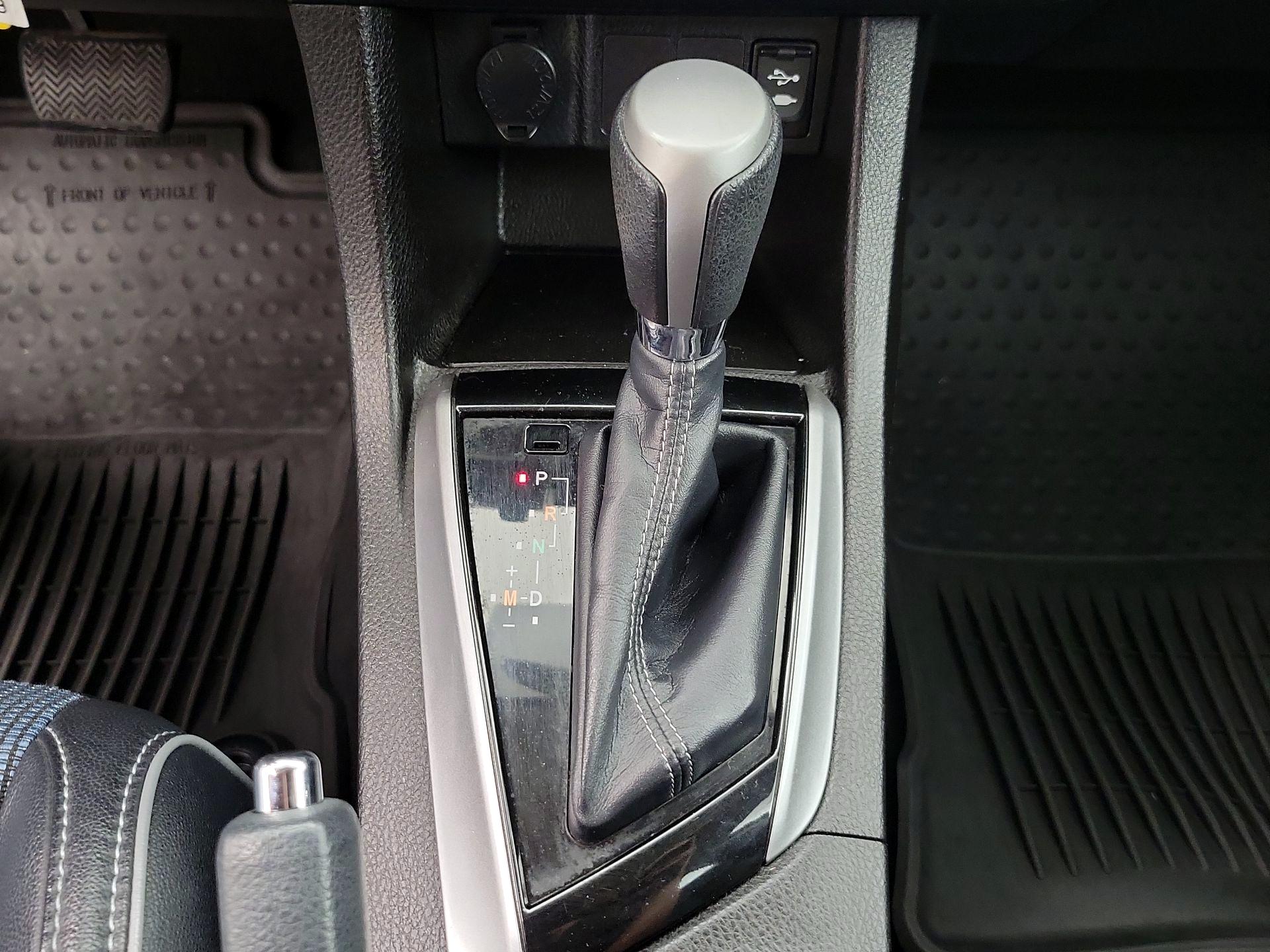Thumbnail: 2014 Toyota Corolla - 17