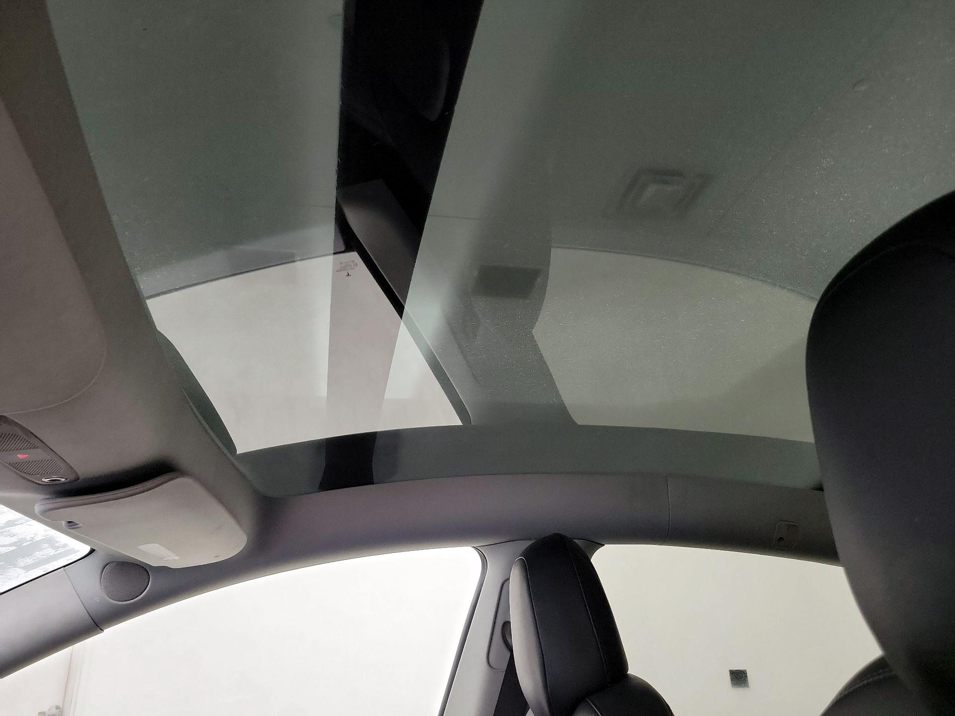 Thumbnail: 2020 Tesla Model Y - 17