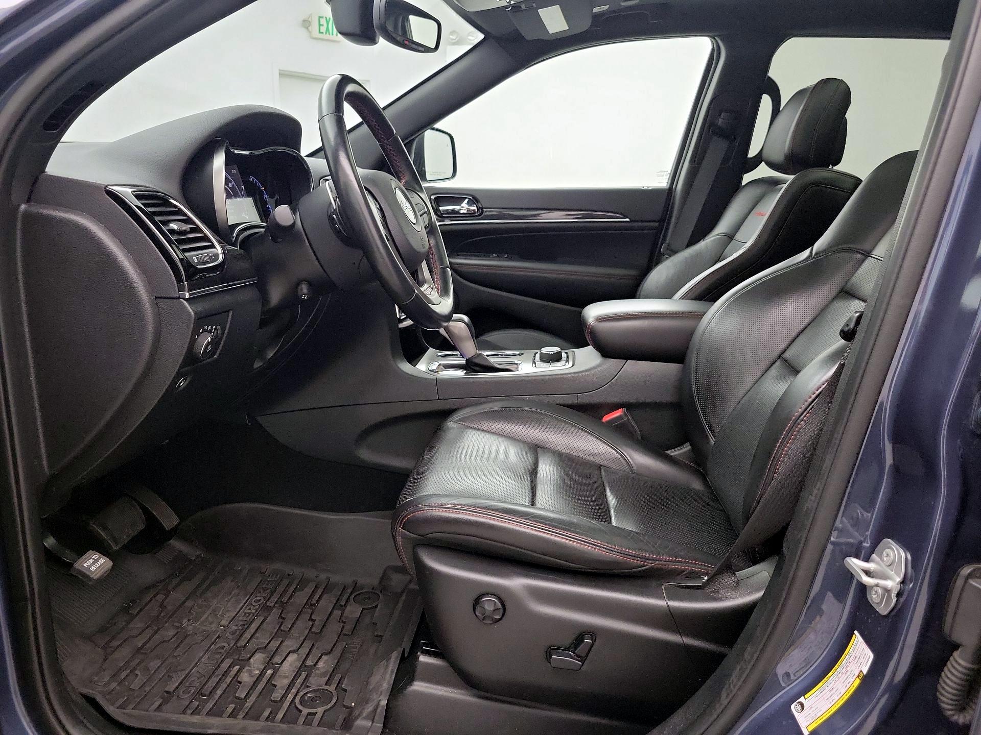 Thumbnail: 2020 Jeep Grand Cherokee - 11