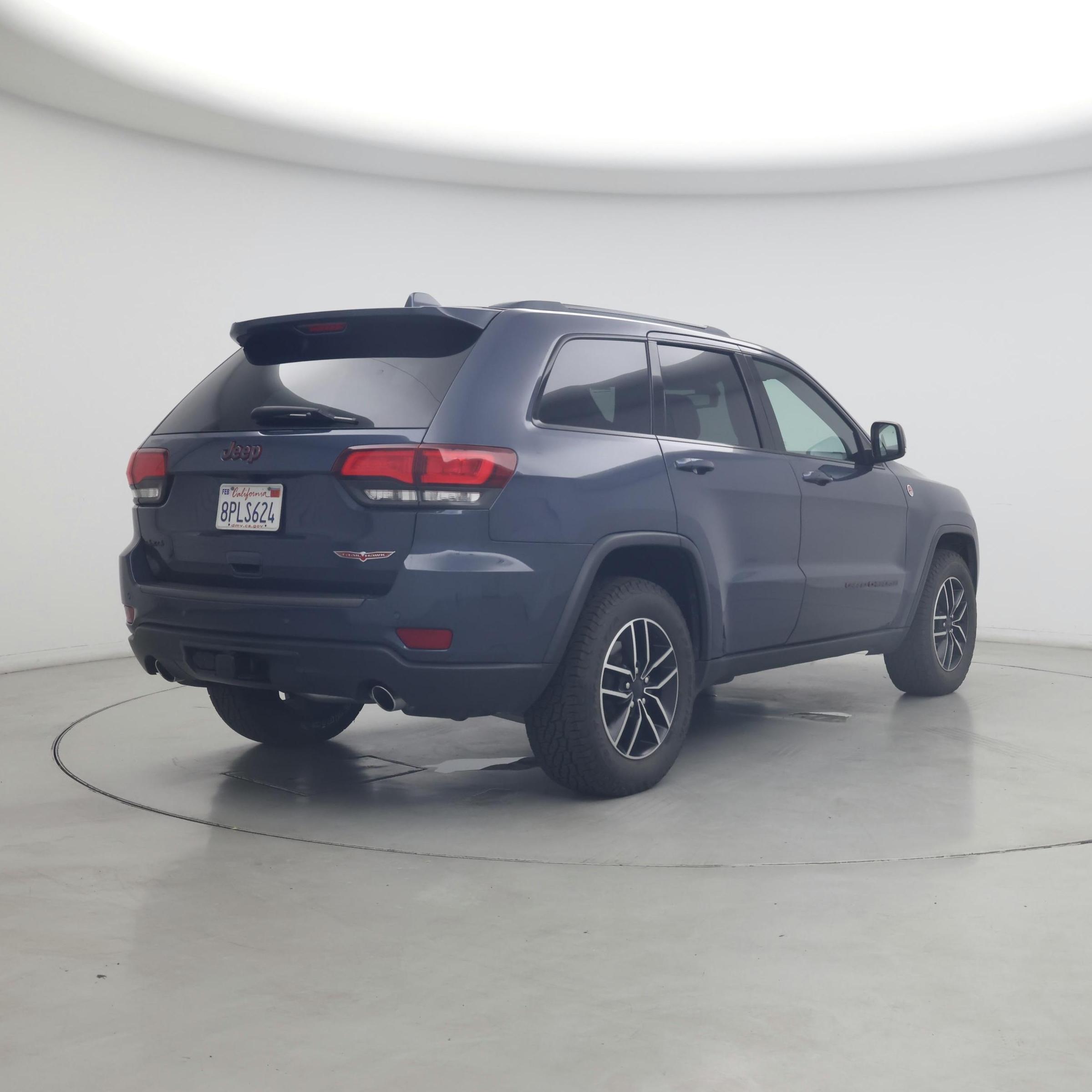 Thumbnail: 2020 Jeep Grand Cherokee - 8