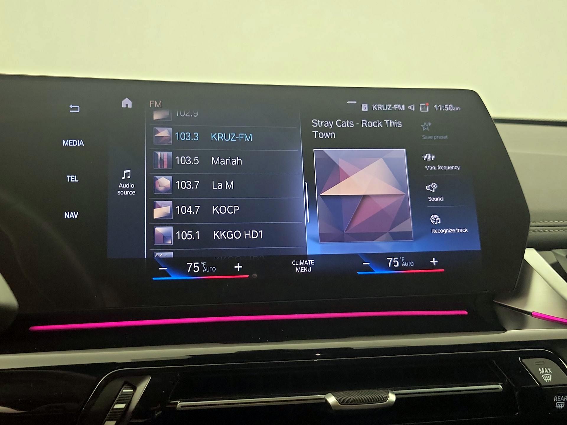 Thumbnail: 2023 BMW X1 - 16
