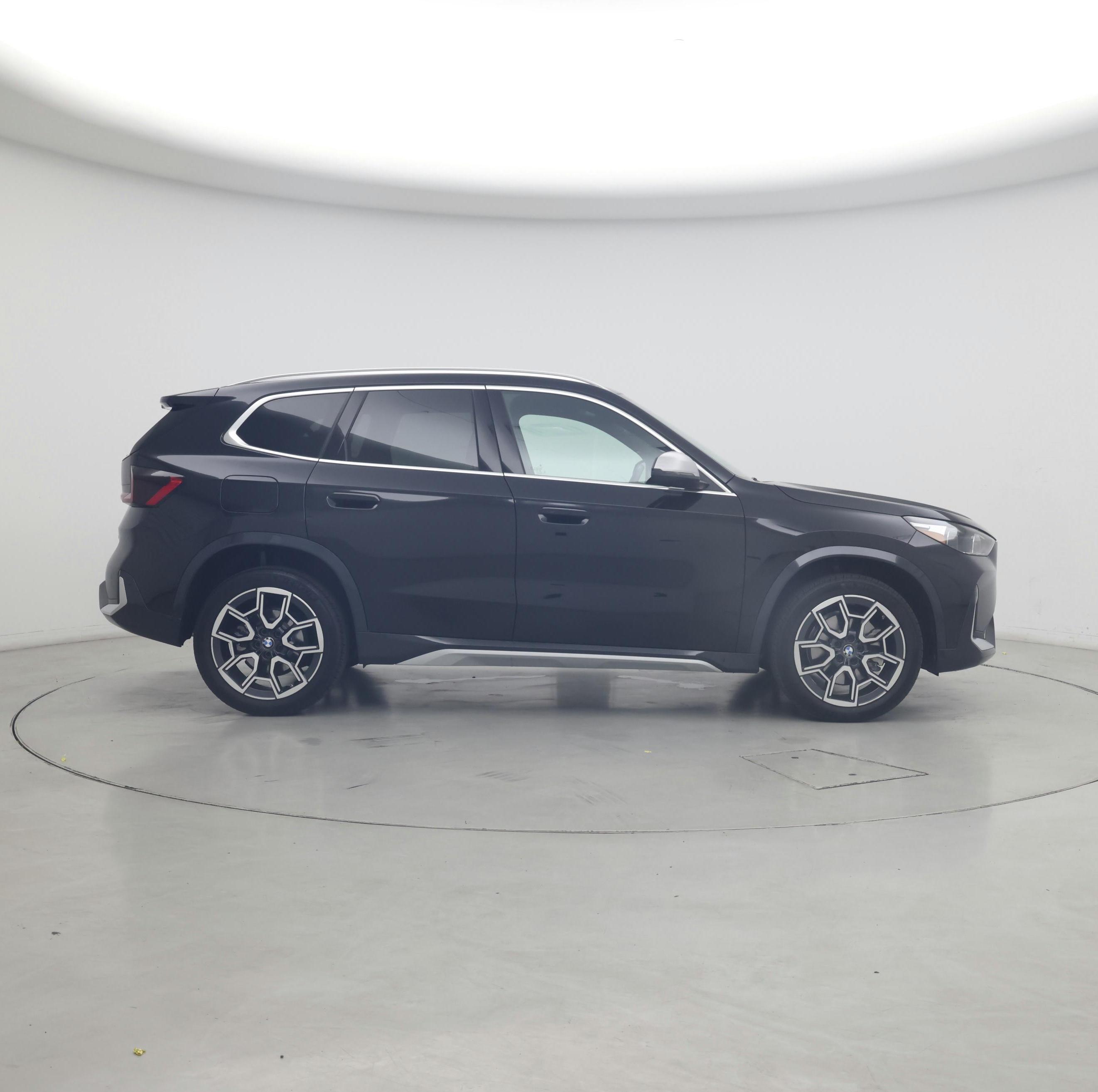 Thumbnail: 2023 BMW X1 - 7