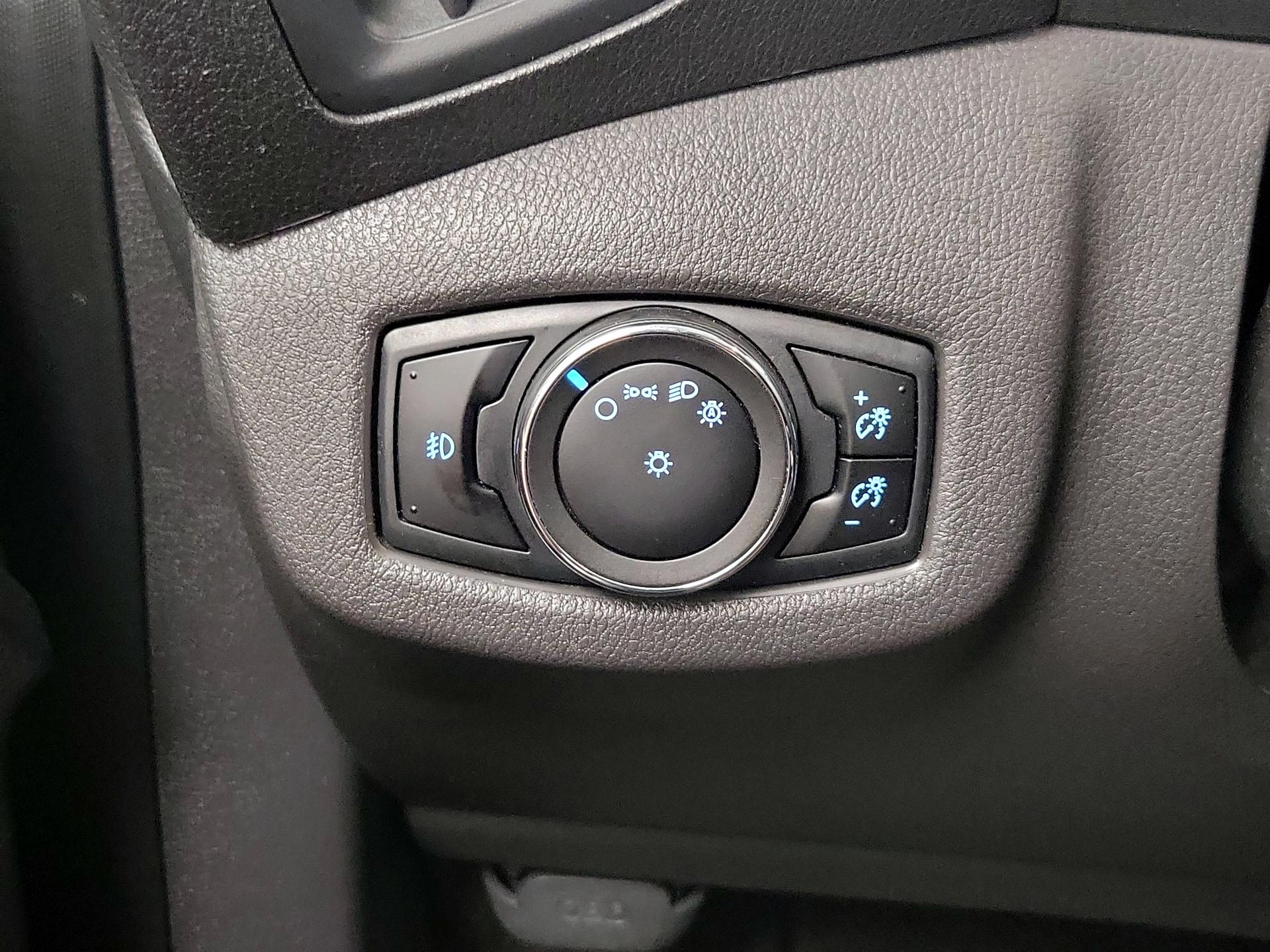 Thumbnail: 2017 Ford Transit Series - 13