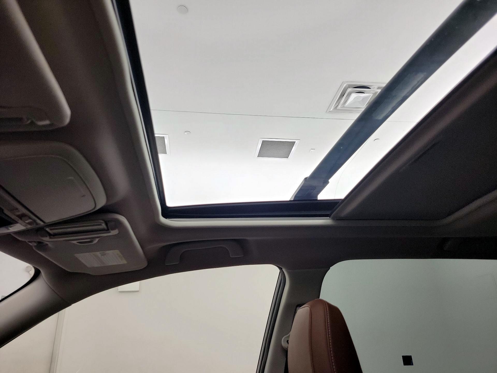 Thumbnail: 2020 Subaru Forester - 20