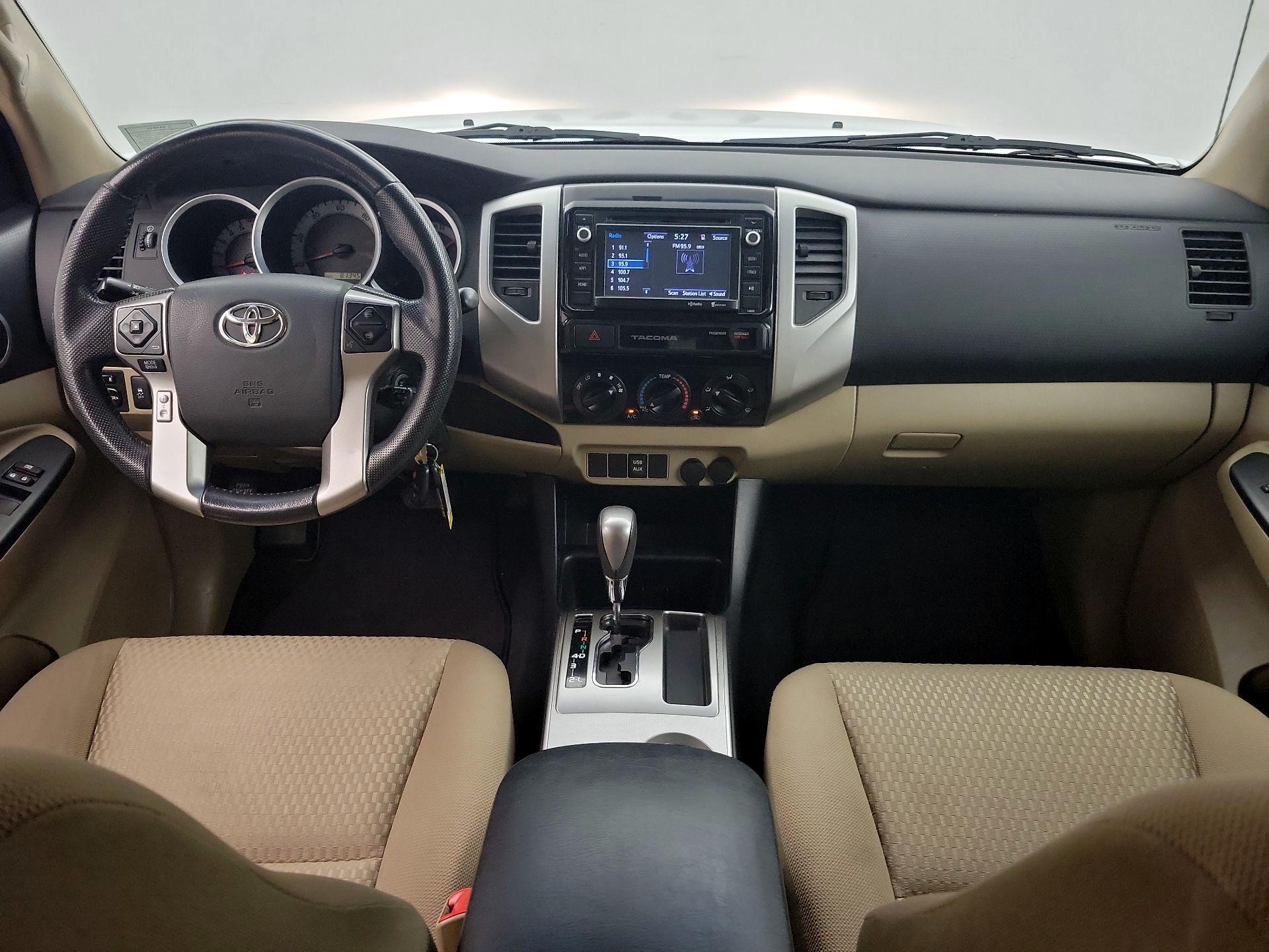 Thumbnail: 2015 Toyota Tacoma - 9