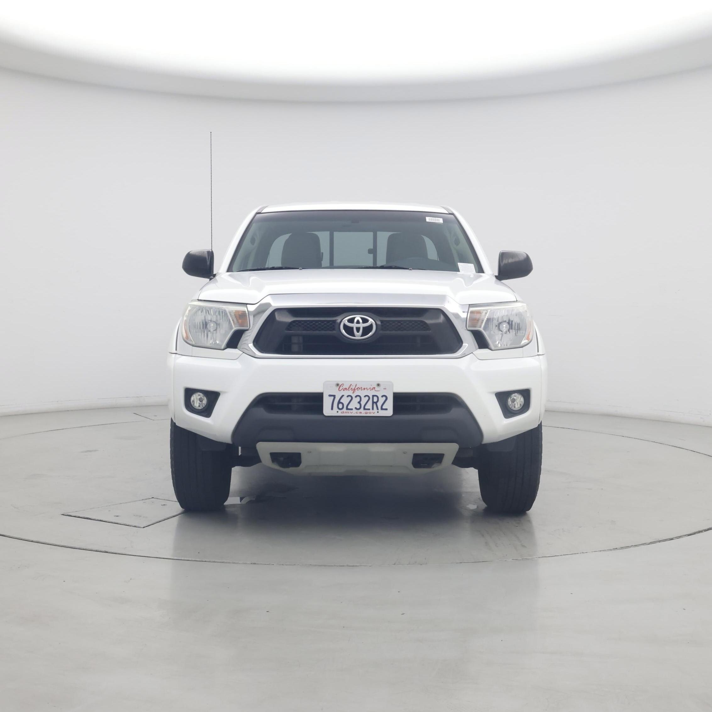 Thumbnail: 2015 Toyota Tacoma - 5