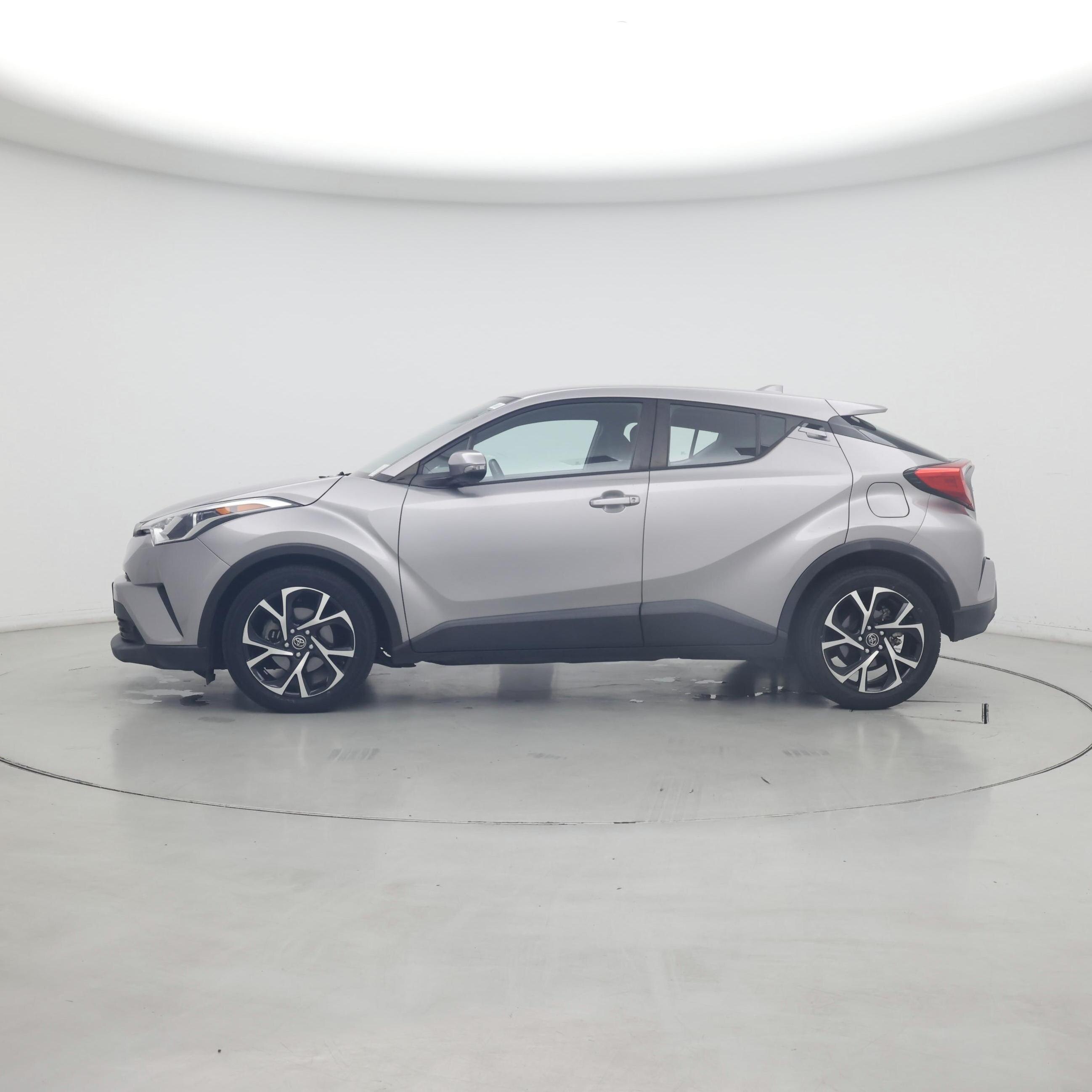 Thumbnail: 2018 Toyota C-HR - 3