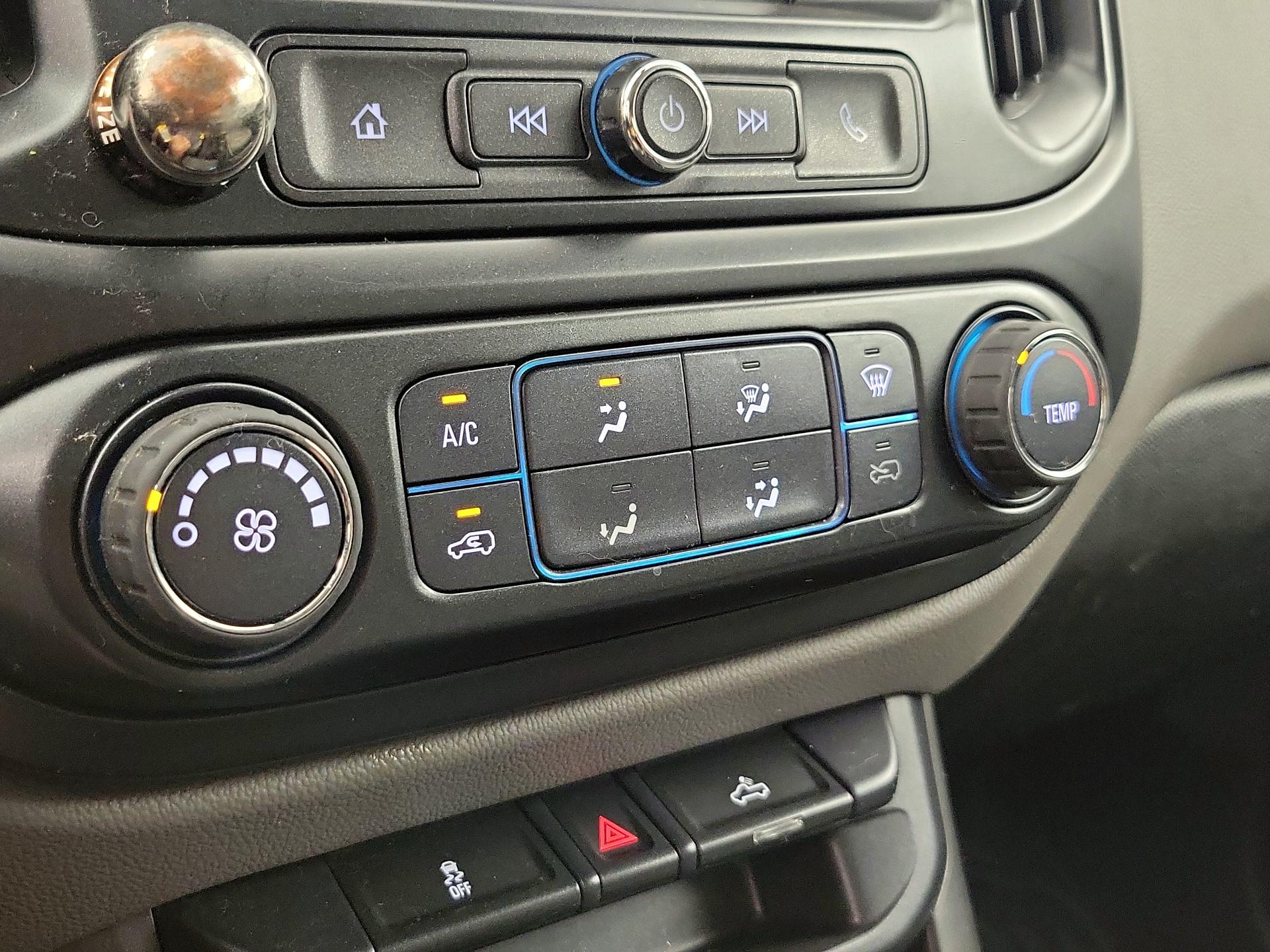 Thumbnail: 2018 Chevrolet Colorado - 15