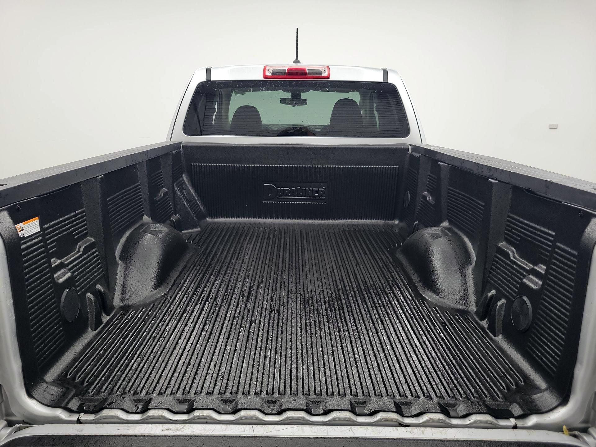 Thumbnail: 2018 Chevrolet Colorado - 18