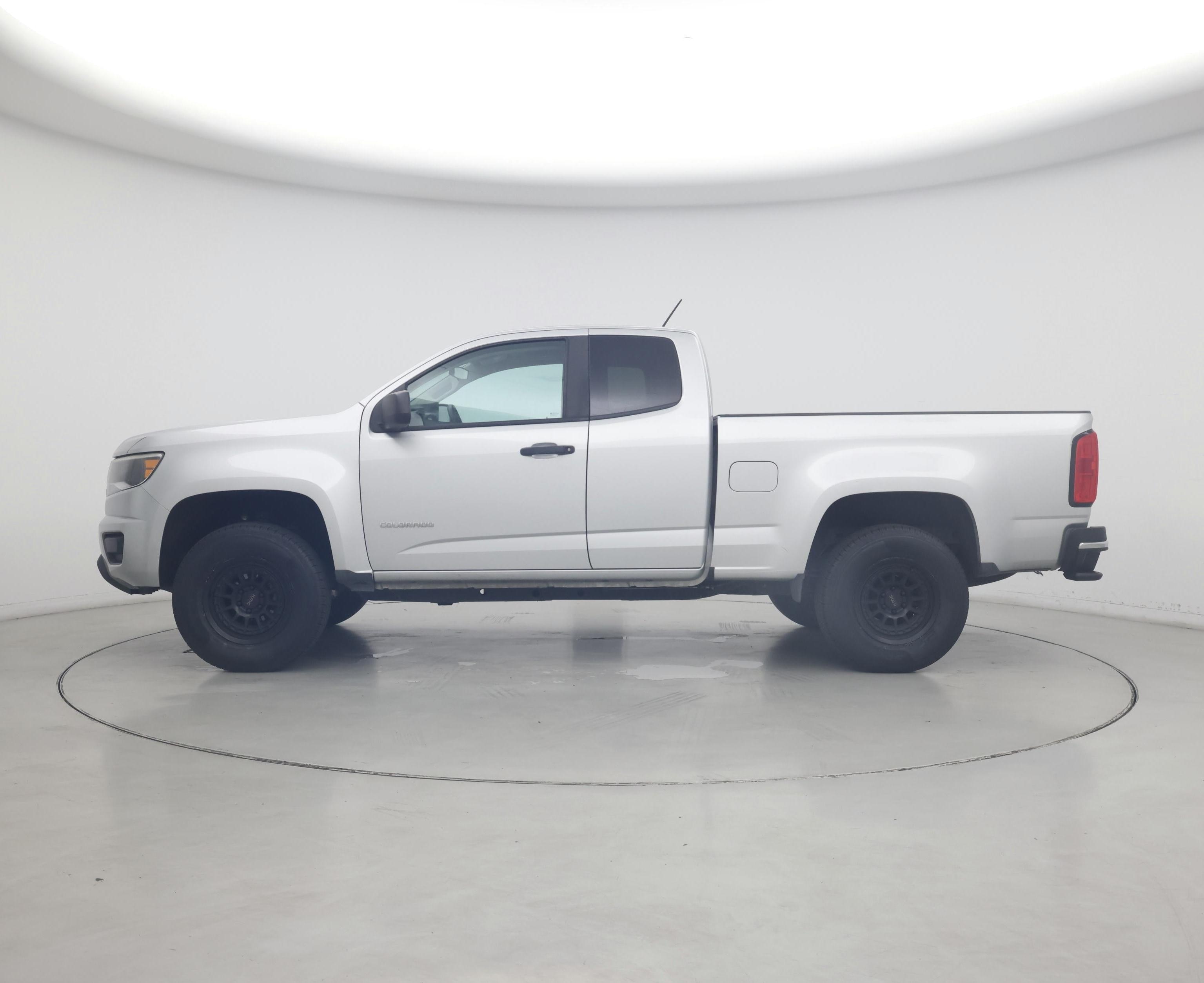 Thumbnail: 2018 Chevrolet Colorado - 3