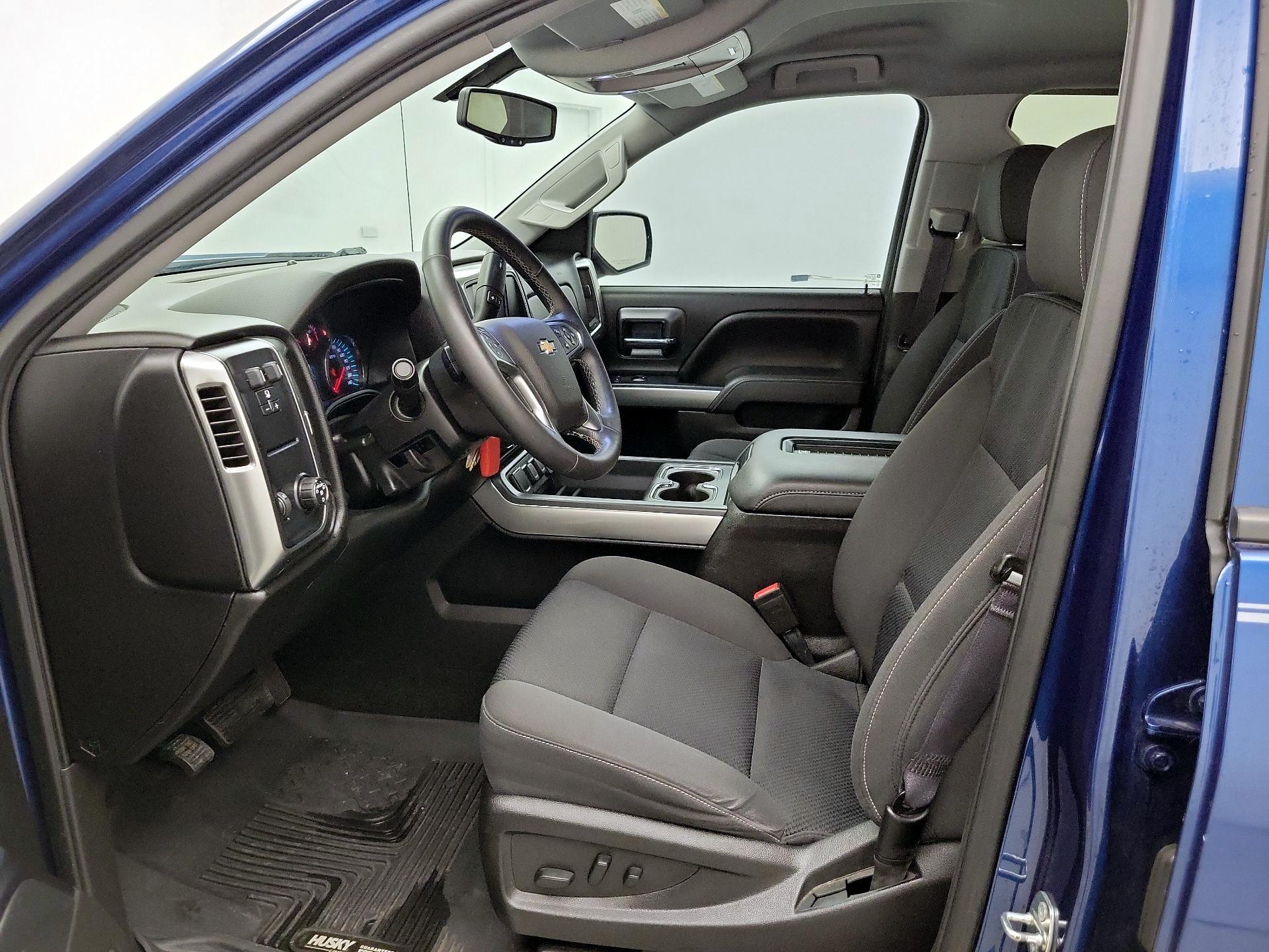 Thumbnail: 2017 Chevrolet Silverado 1500 - 11