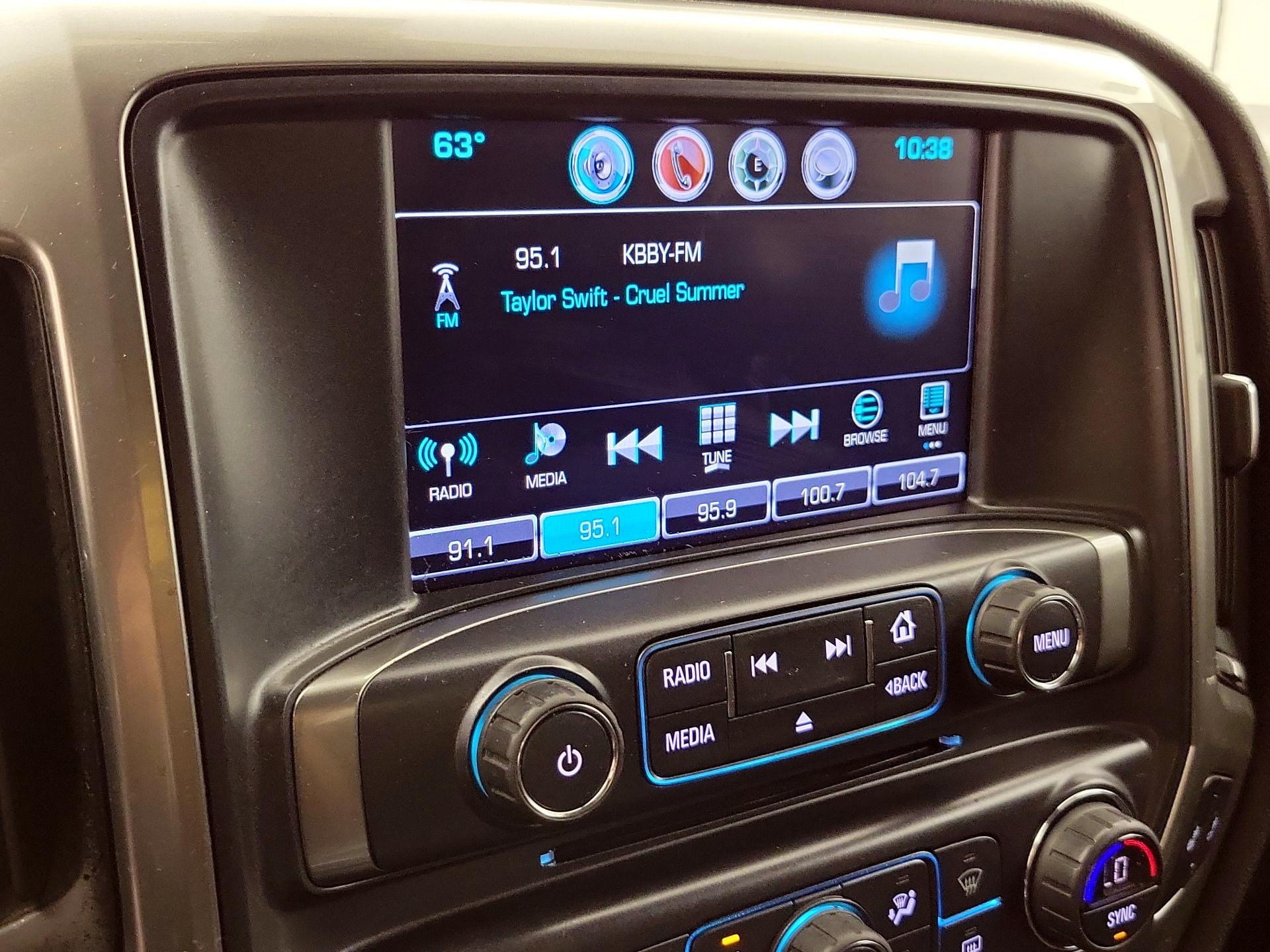 Thumbnail: 2017 Chevrolet Silverado 1500 - 16