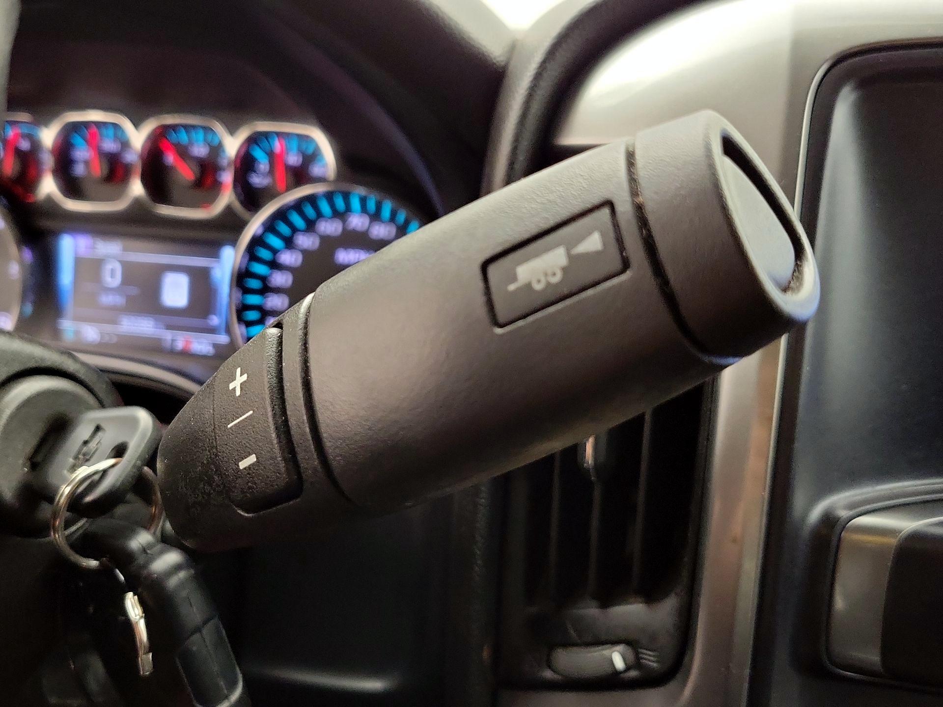 Thumbnail: 2017 Chevrolet Silverado 1500 - 18
