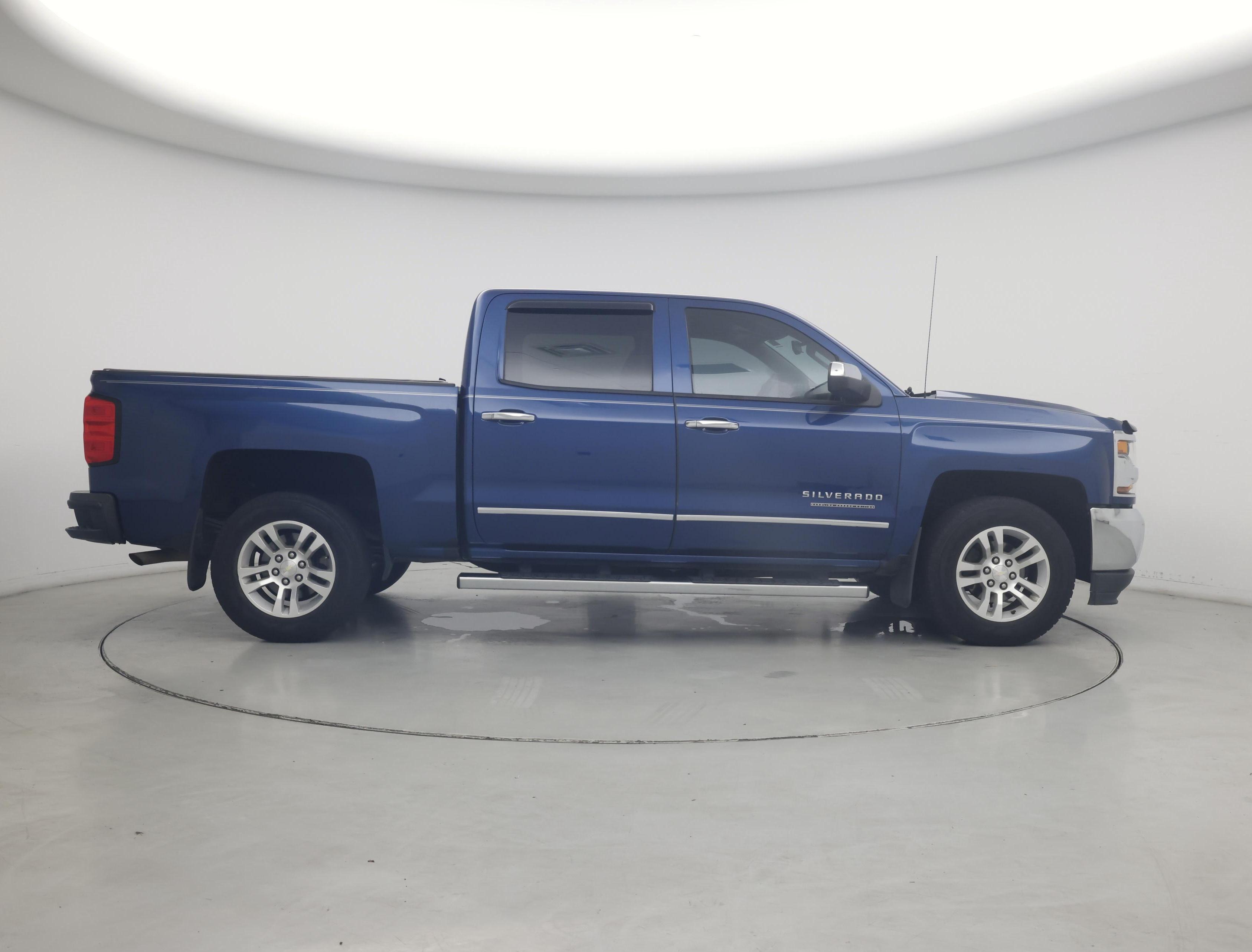 Thumbnail: 2017 Chevrolet Silverado 1500 - 7