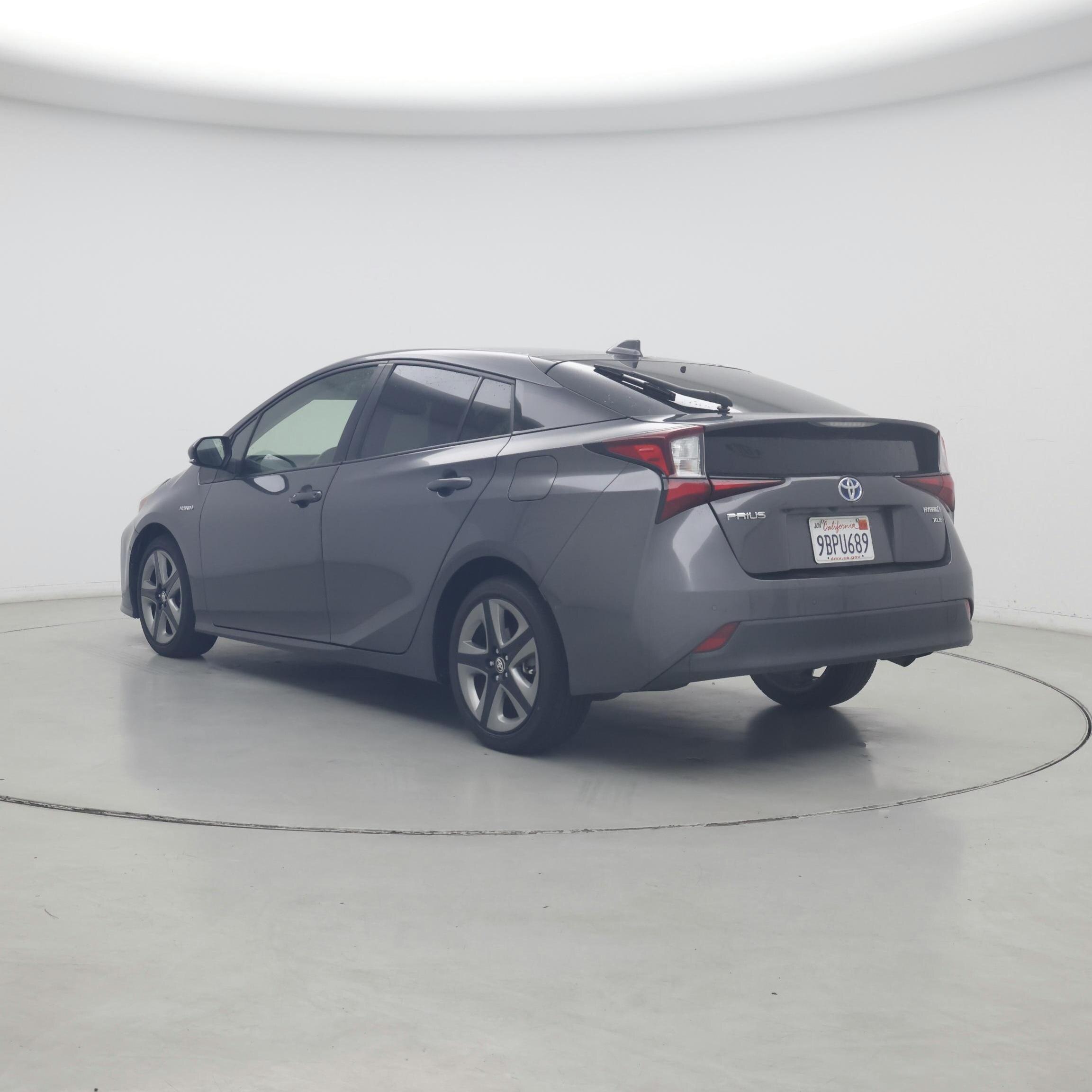 Thumbnail: 2022 Toyota Prius - 2