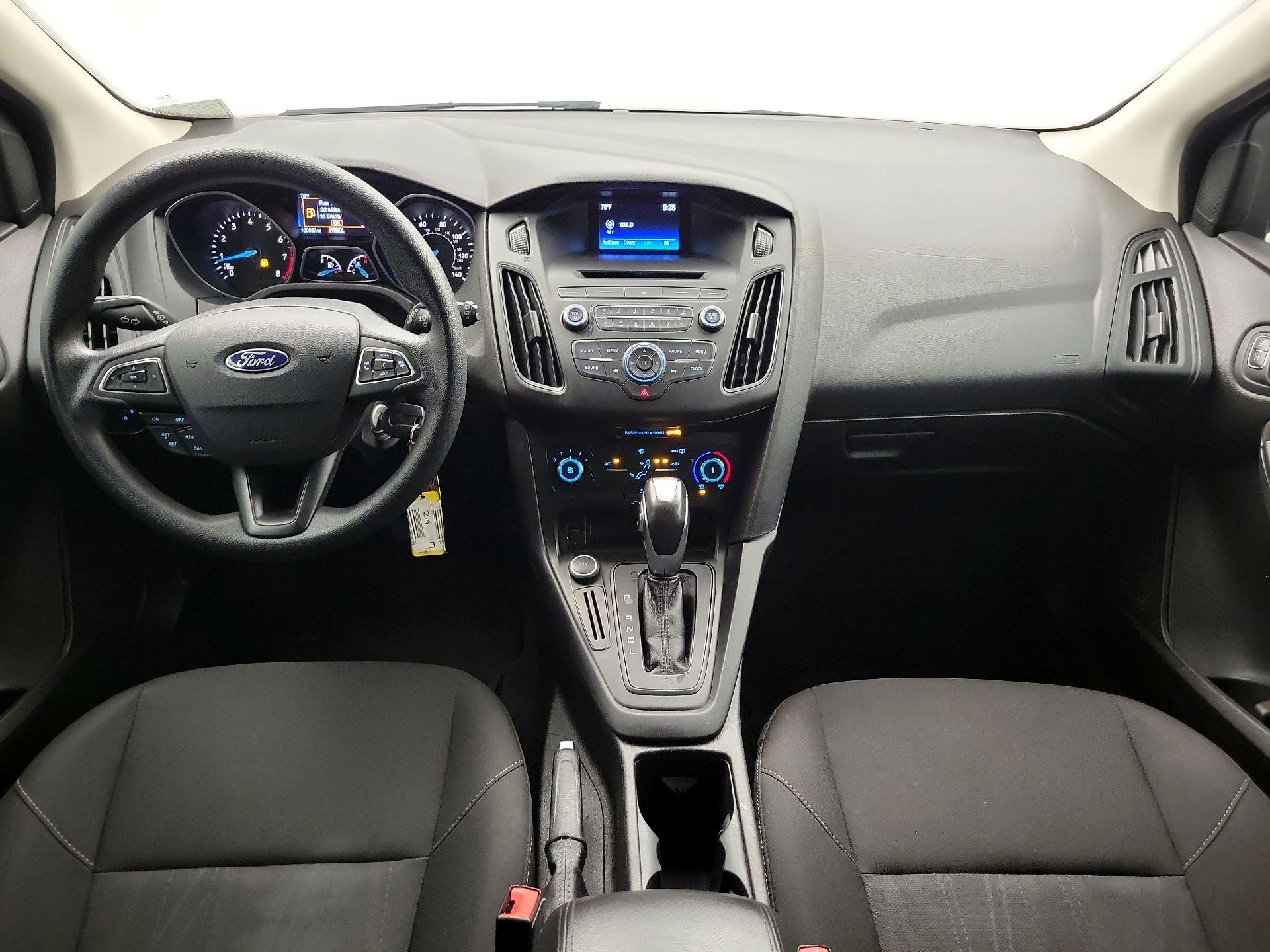 Thumbnail: 2016 Ford Focus - 9