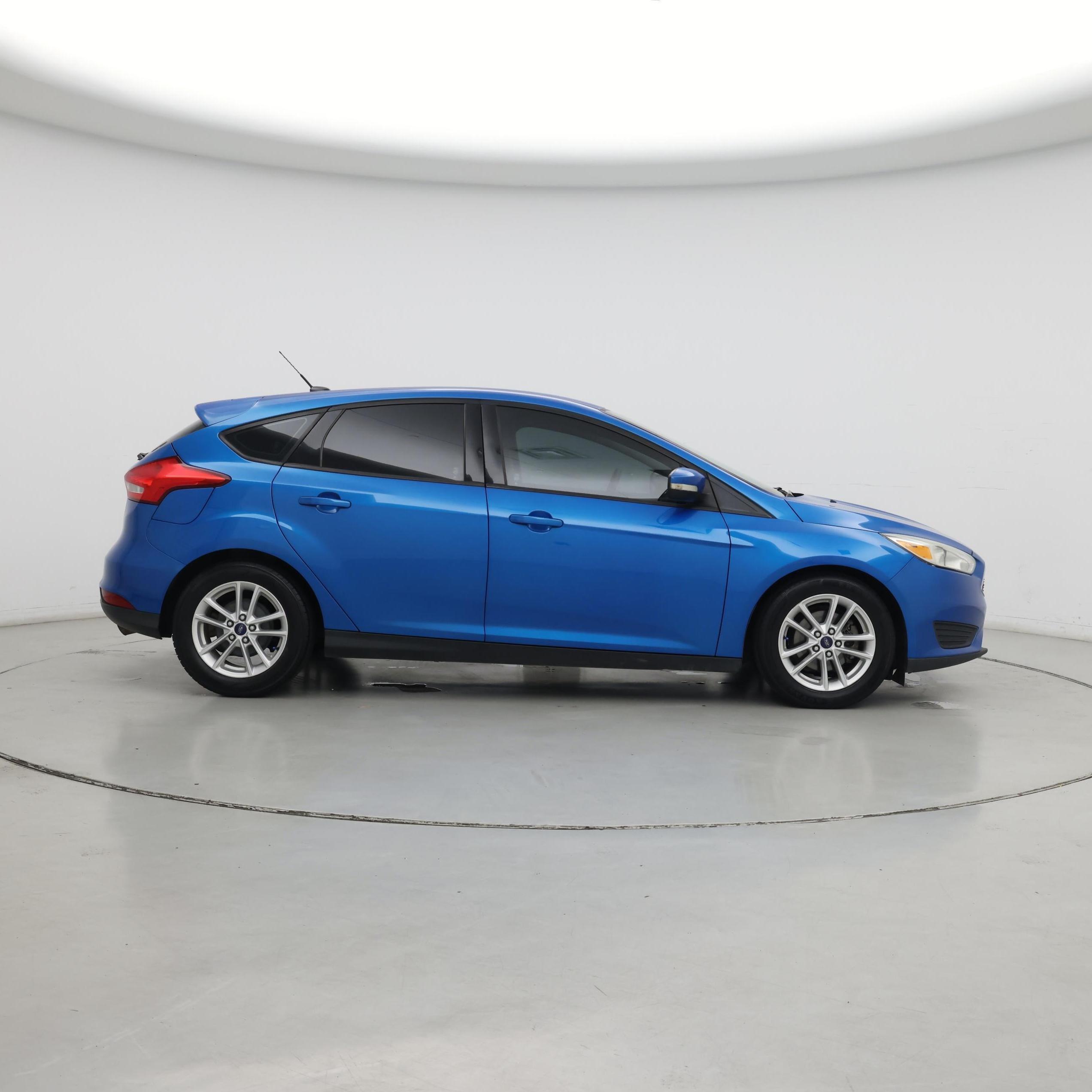 Thumbnail: 2016 Ford Focus - 7