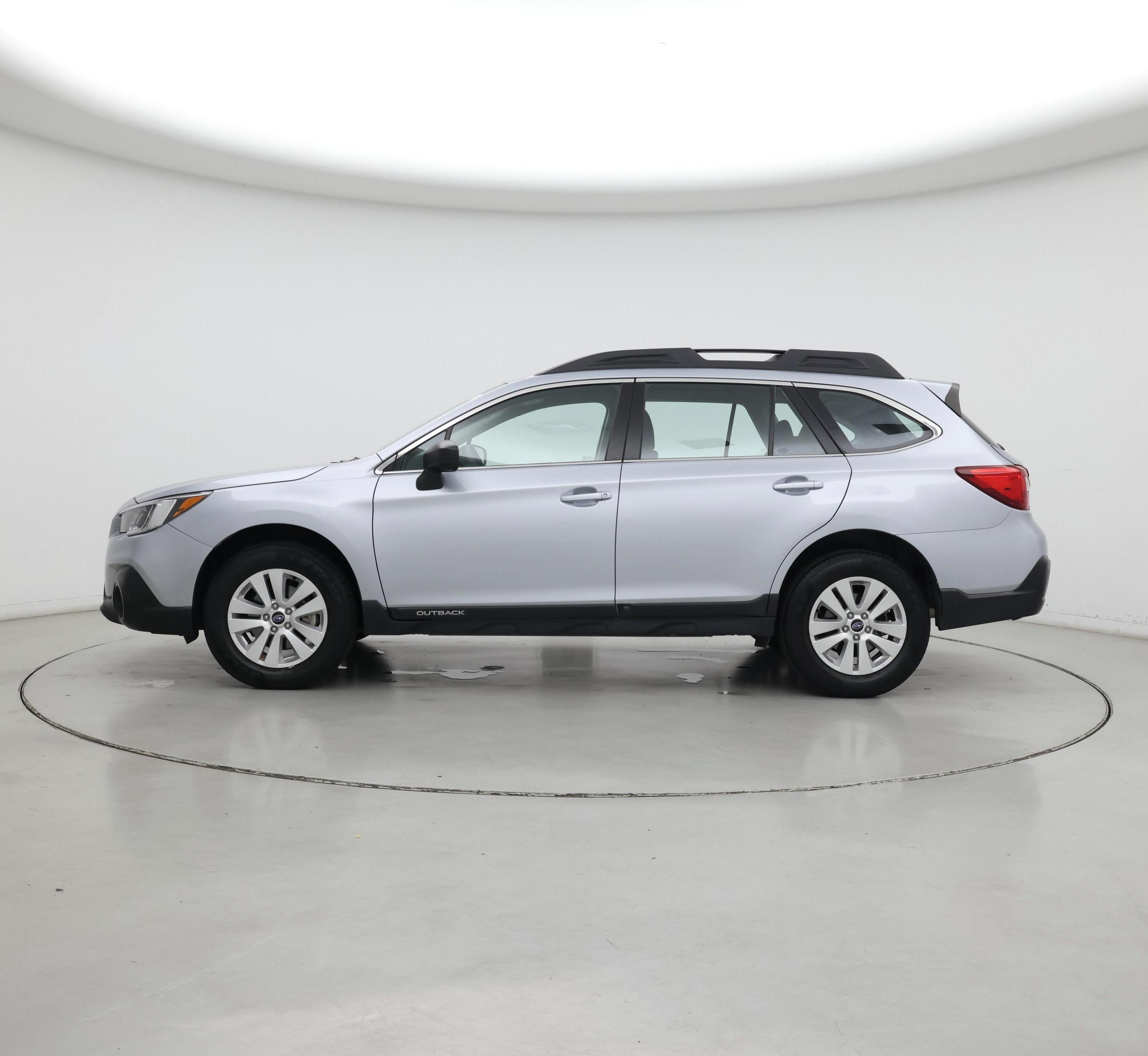 Thumbnail: 2019 Subaru Outback - 3