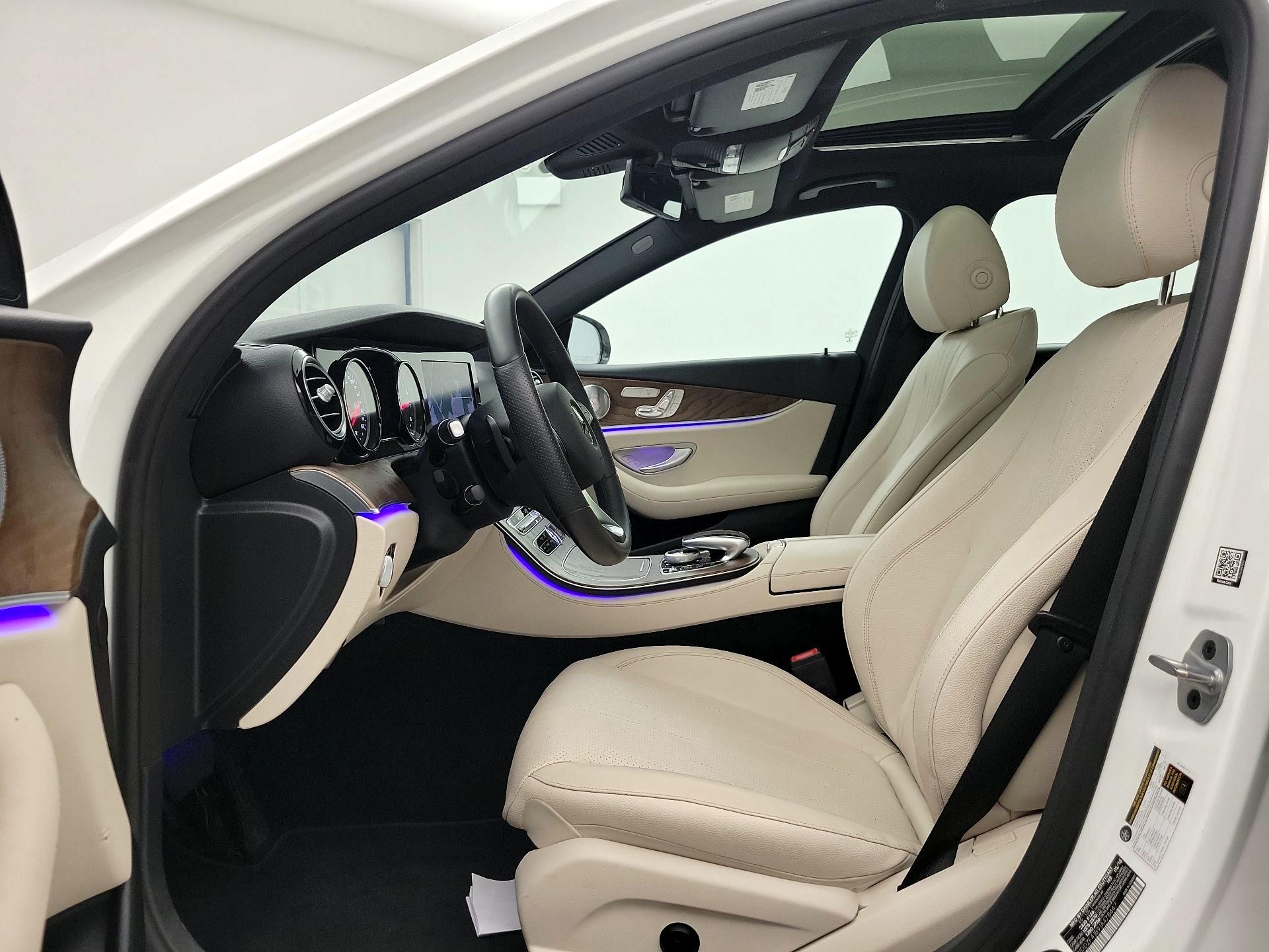 Thumbnail: 2018 Mercedes-Benz E-Class - 11