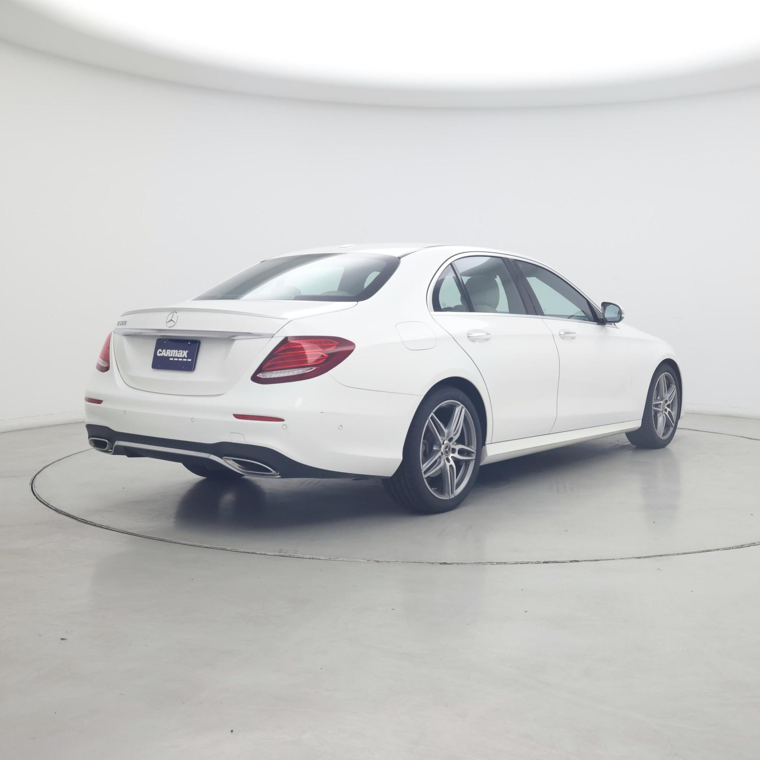 Thumbnail: 2018 Mercedes-Benz E-Class - 8