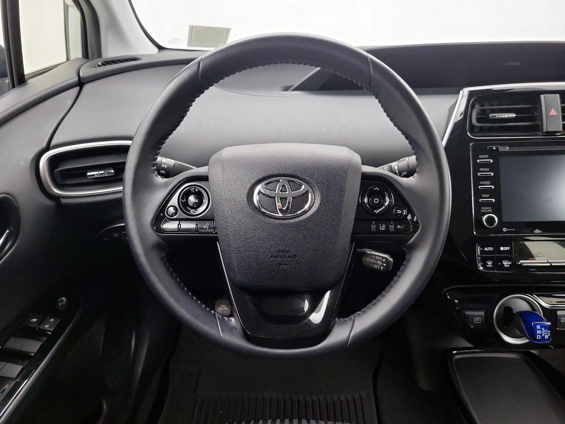 Thumbnail: 2021 Toyota Prius Prime - 10