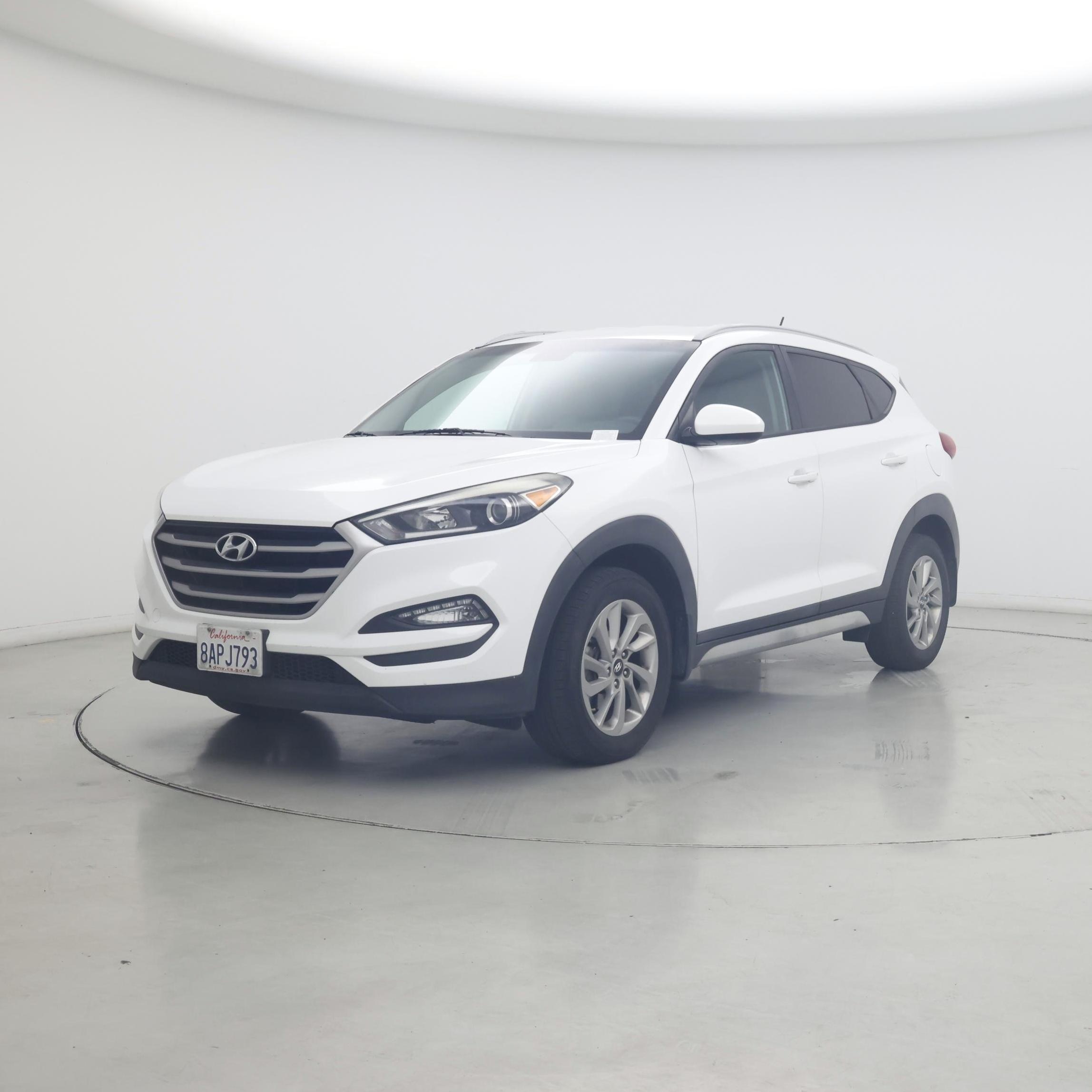 Thumbnail: 2017 Hyundai Tucson - 4