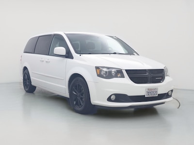 White 2017 Dodge Grand Caravan SXT