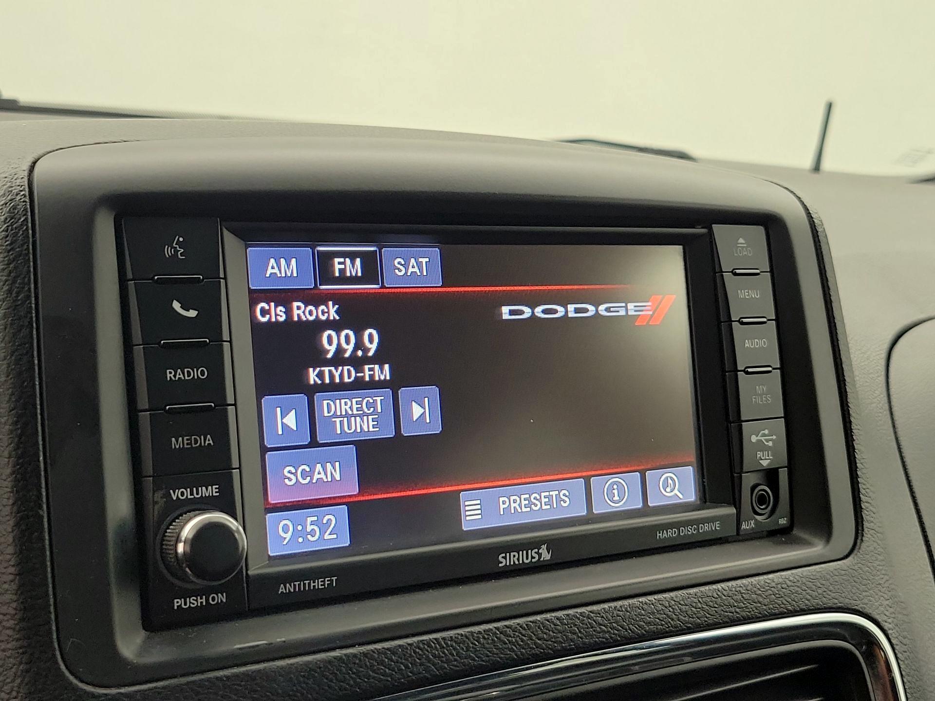 Thumbnail: 2017 Dodge Grand Caravan - 15