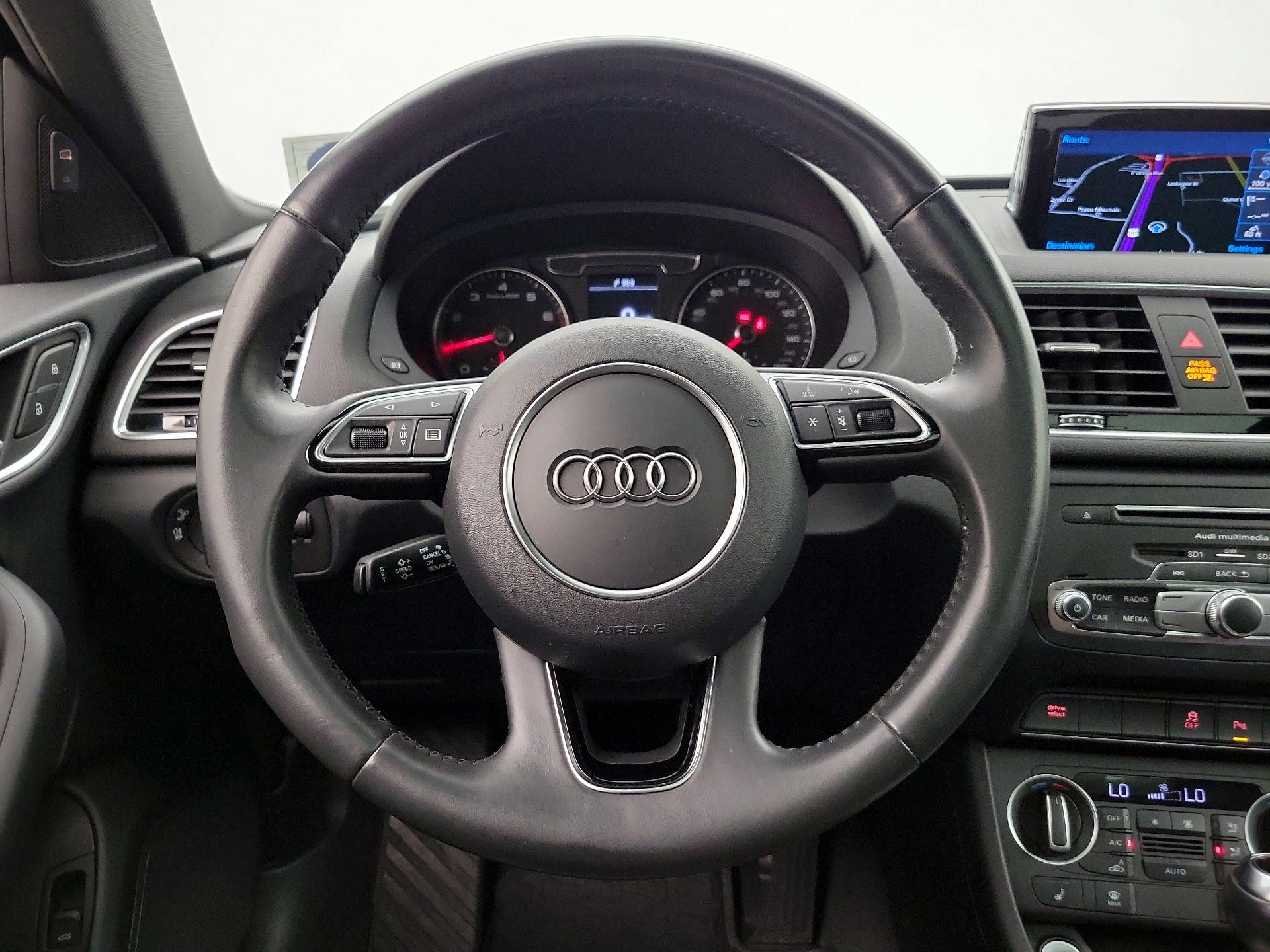 Thumbnail: 2018 Audi Q3 - 10