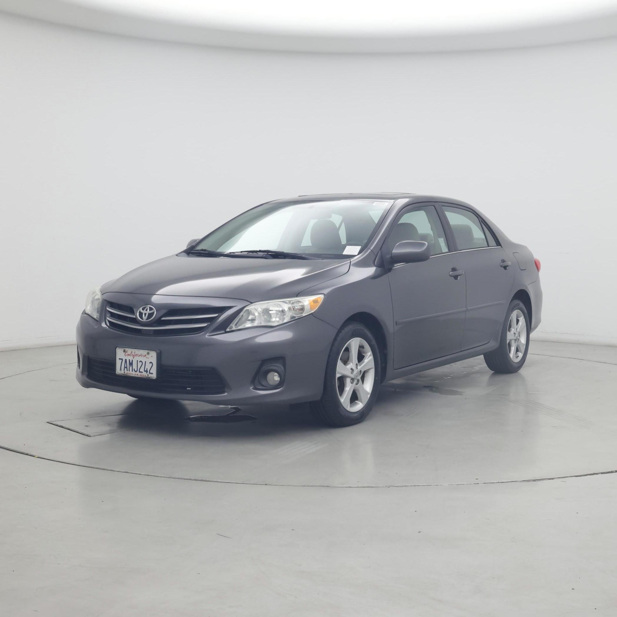 Thumbnail: 2013 Toyota Corolla - 4