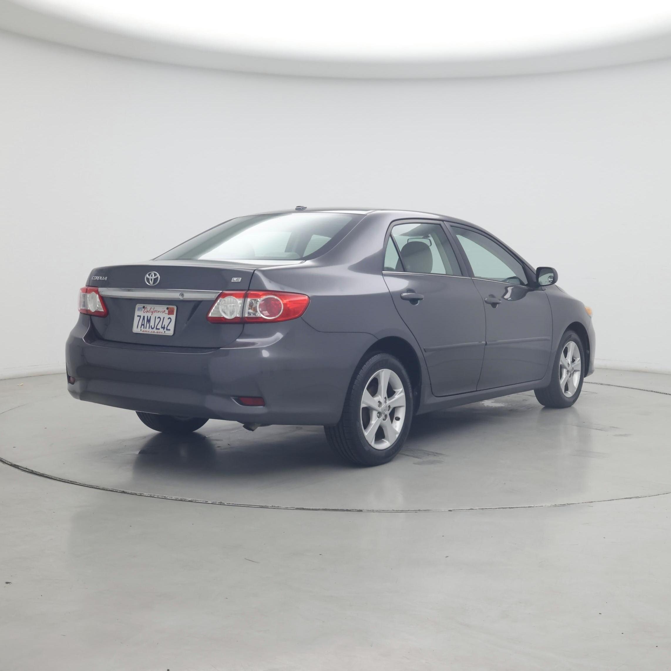 Thumbnail: 2013 Toyota Corolla - 8