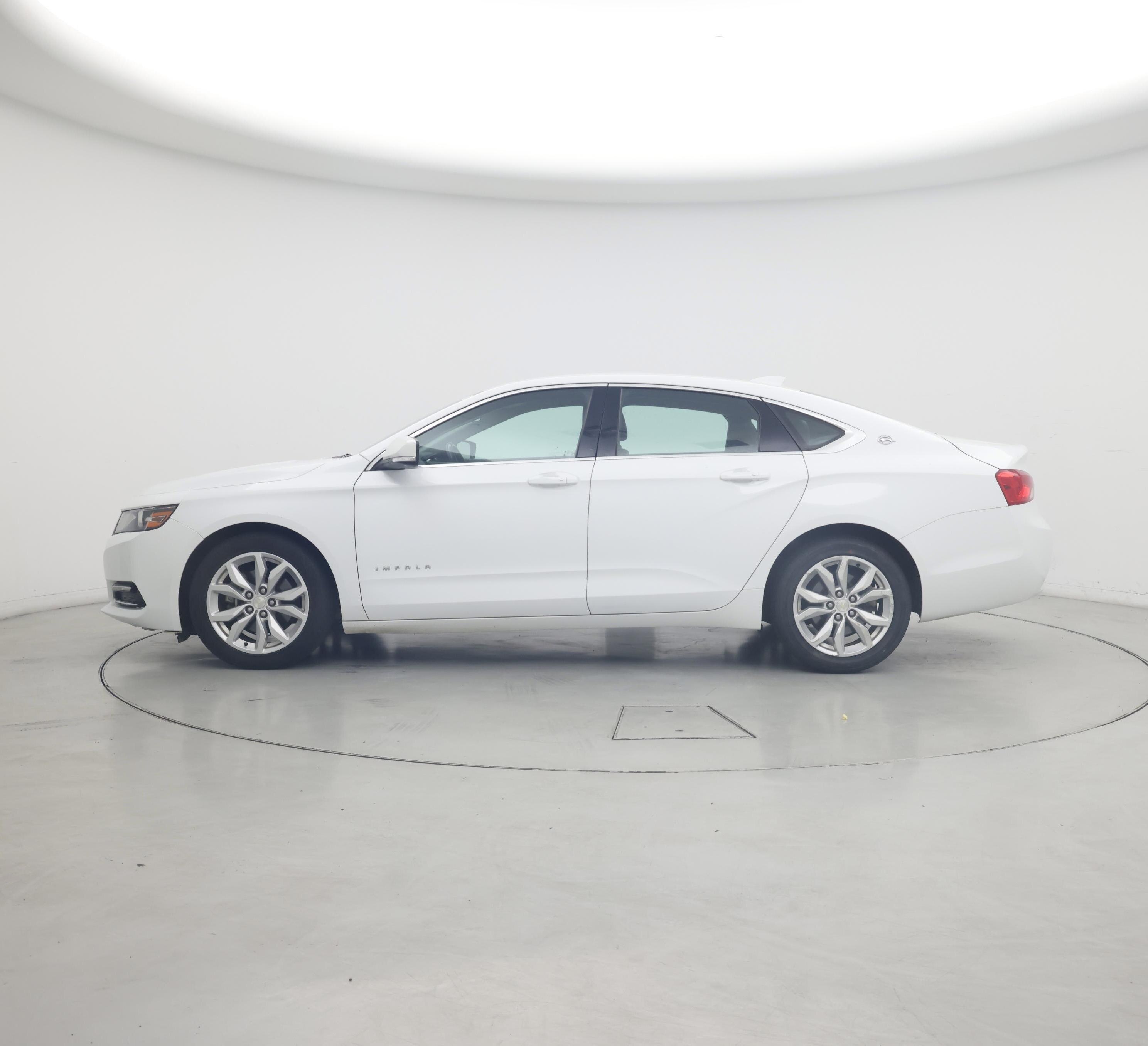 Thumbnail: 2019 Chevrolet Impala - 3