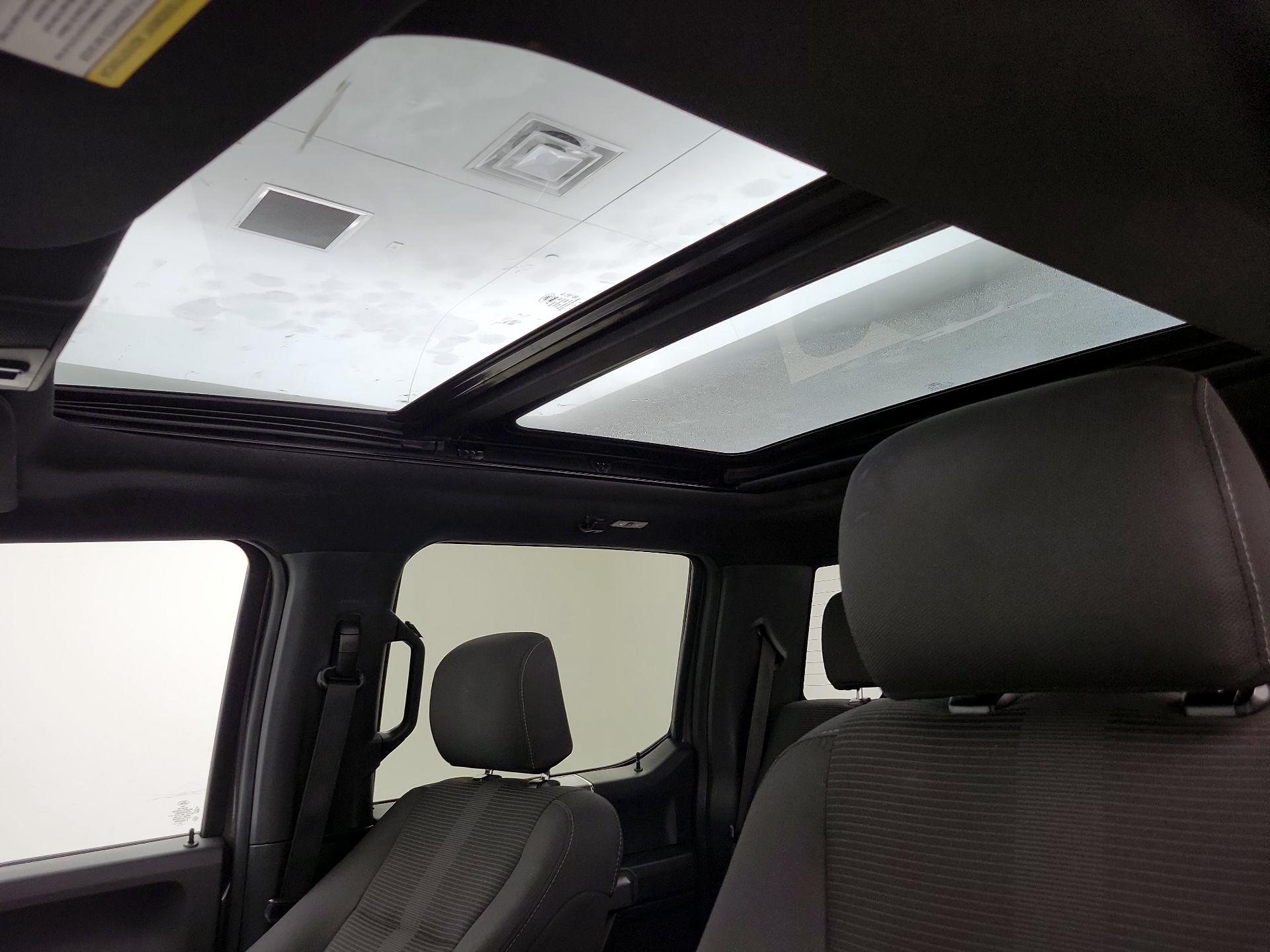 Thumbnail: 2016 Ford F-150 - 19