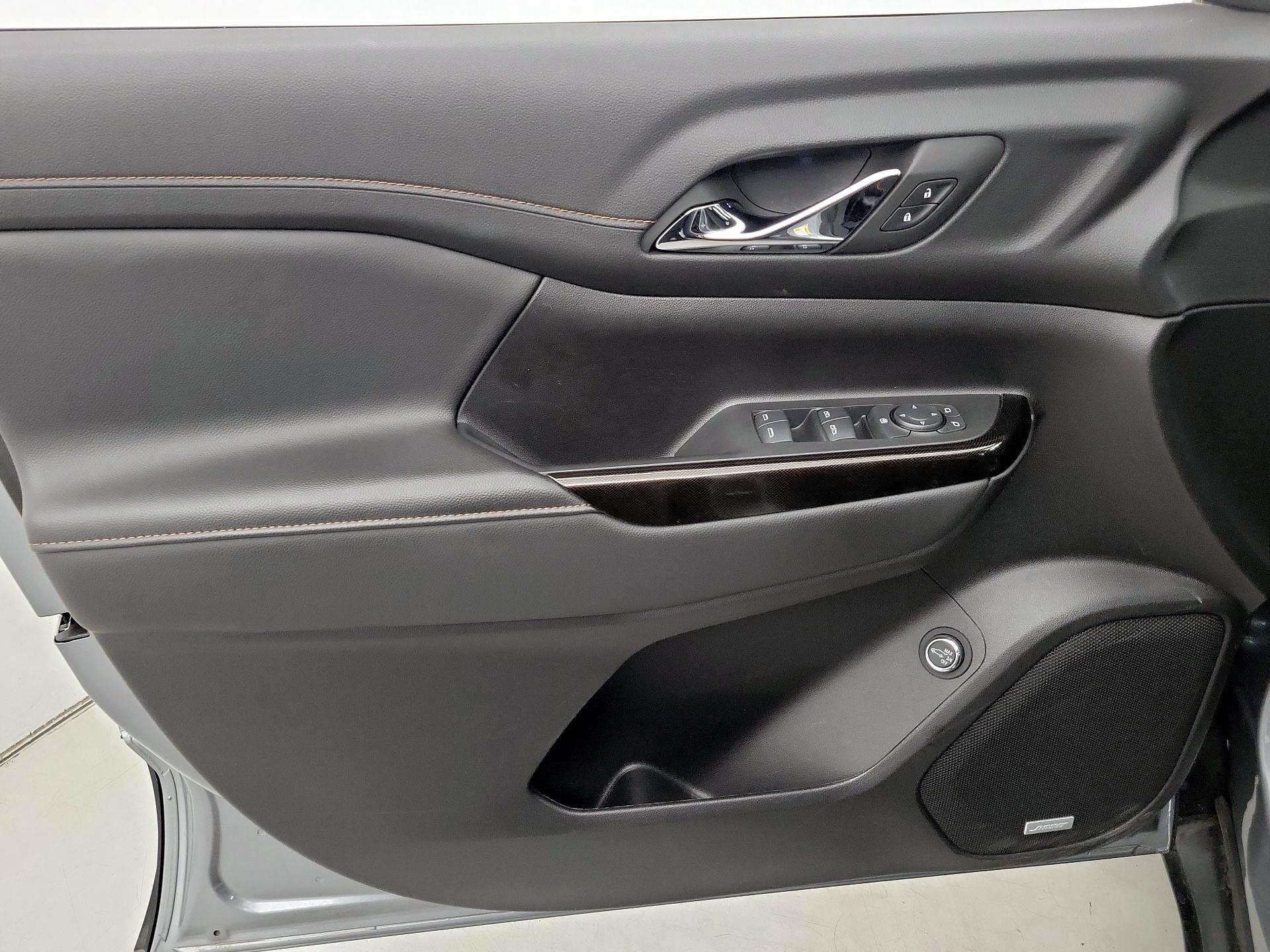 Thumbnail: 2023 GMC Acadia - 12