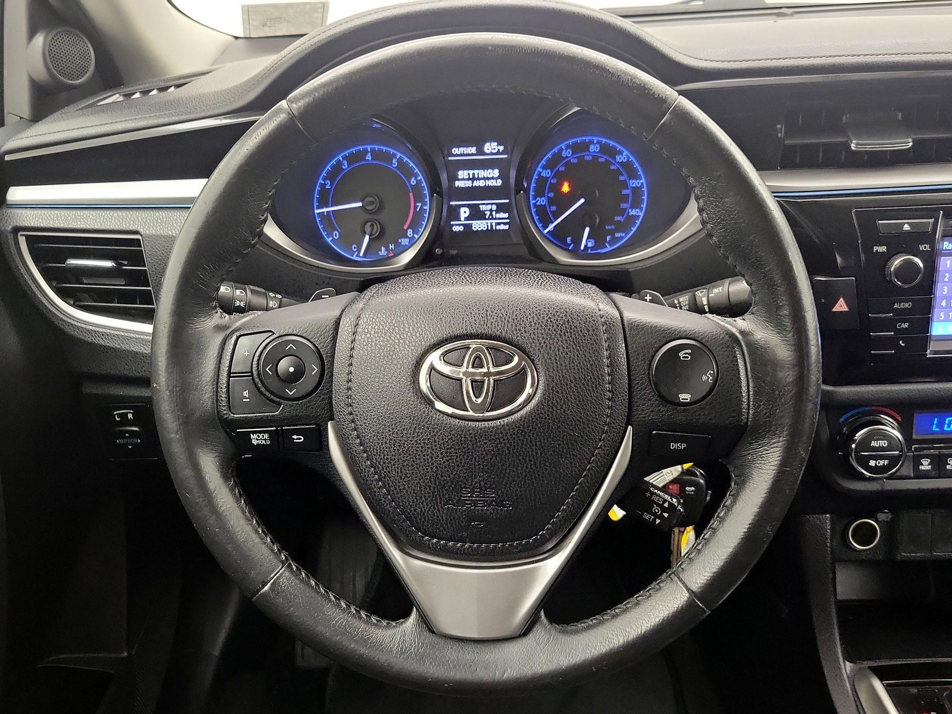 Thumbnail: 2014 Toyota Corolla - 10
