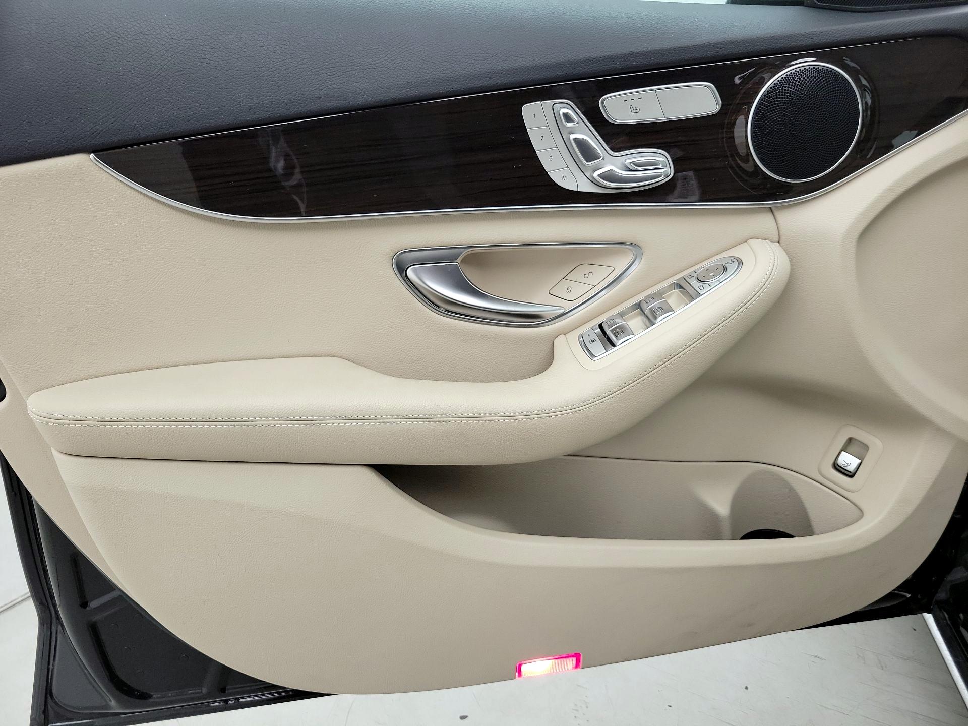 Thumbnail: 2018 Mercedes-Benz C-Class - 12