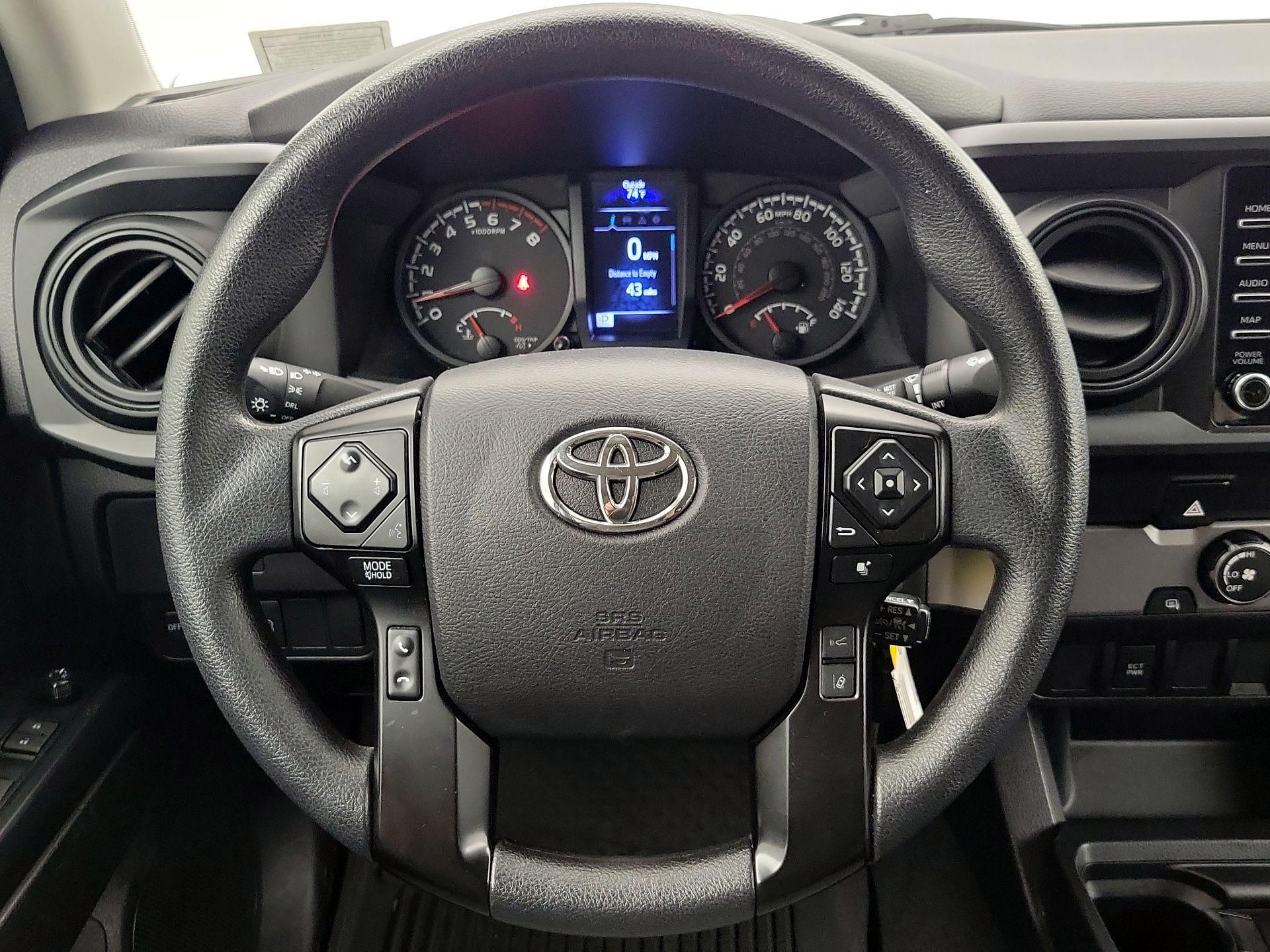 Thumbnail: 2022 Toyota Tacoma - 10