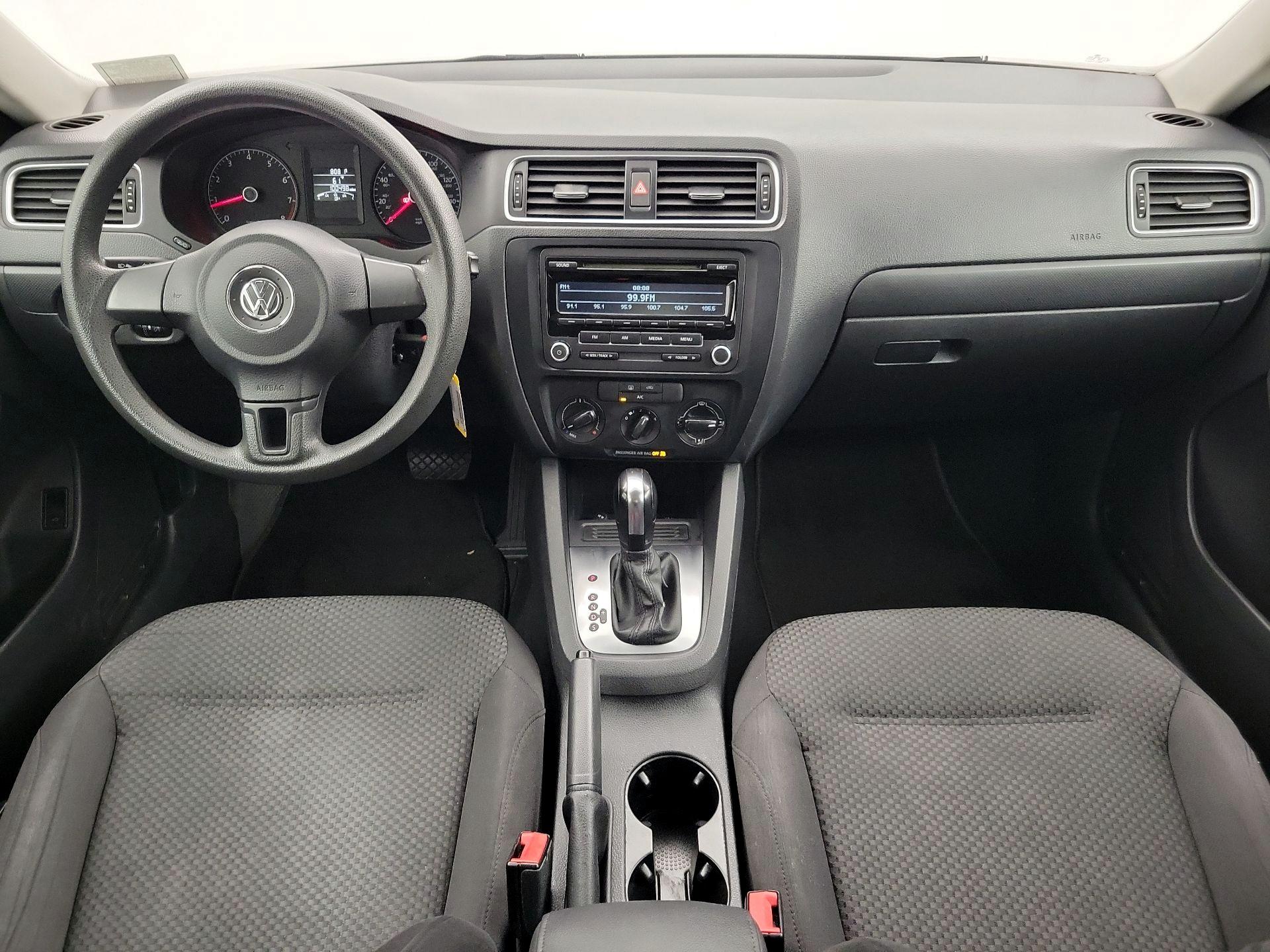 Thumbnail: 2014 Volkswagen Jetta - 9