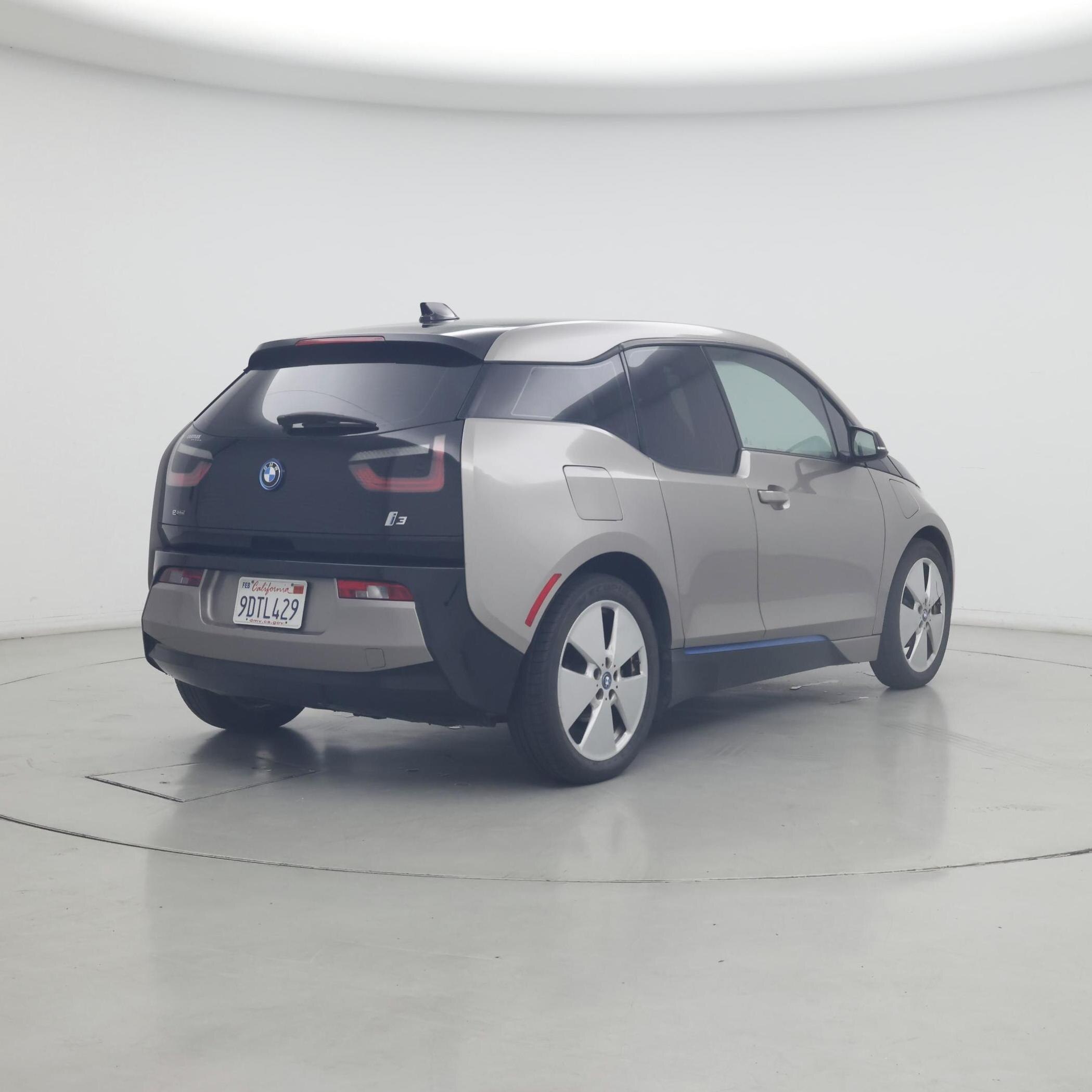 Thumbnail: 2015 BMW i3 - 8