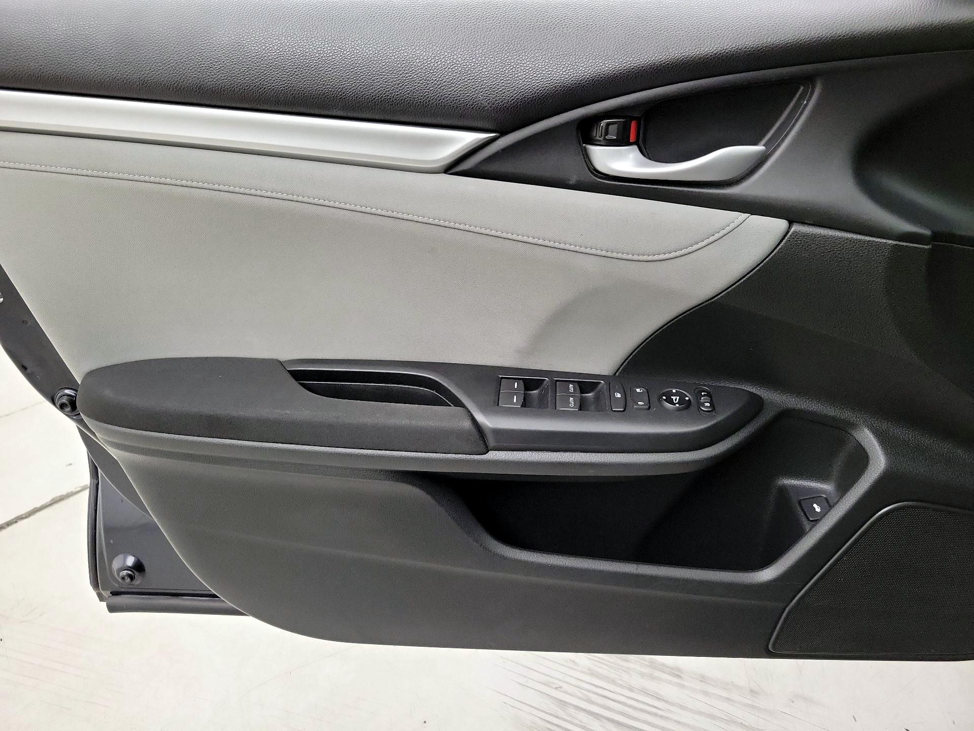 Thumbnail: 2018 Honda Civic - 12