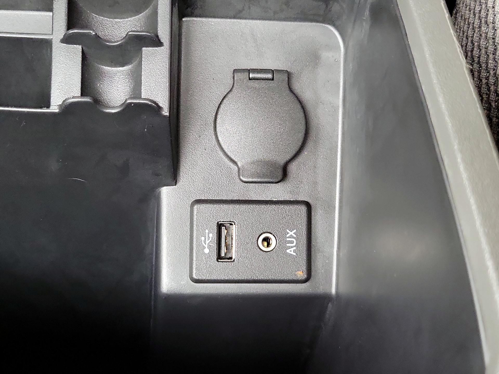 Thumbnail: 2016 Nissan Frontier - 17
