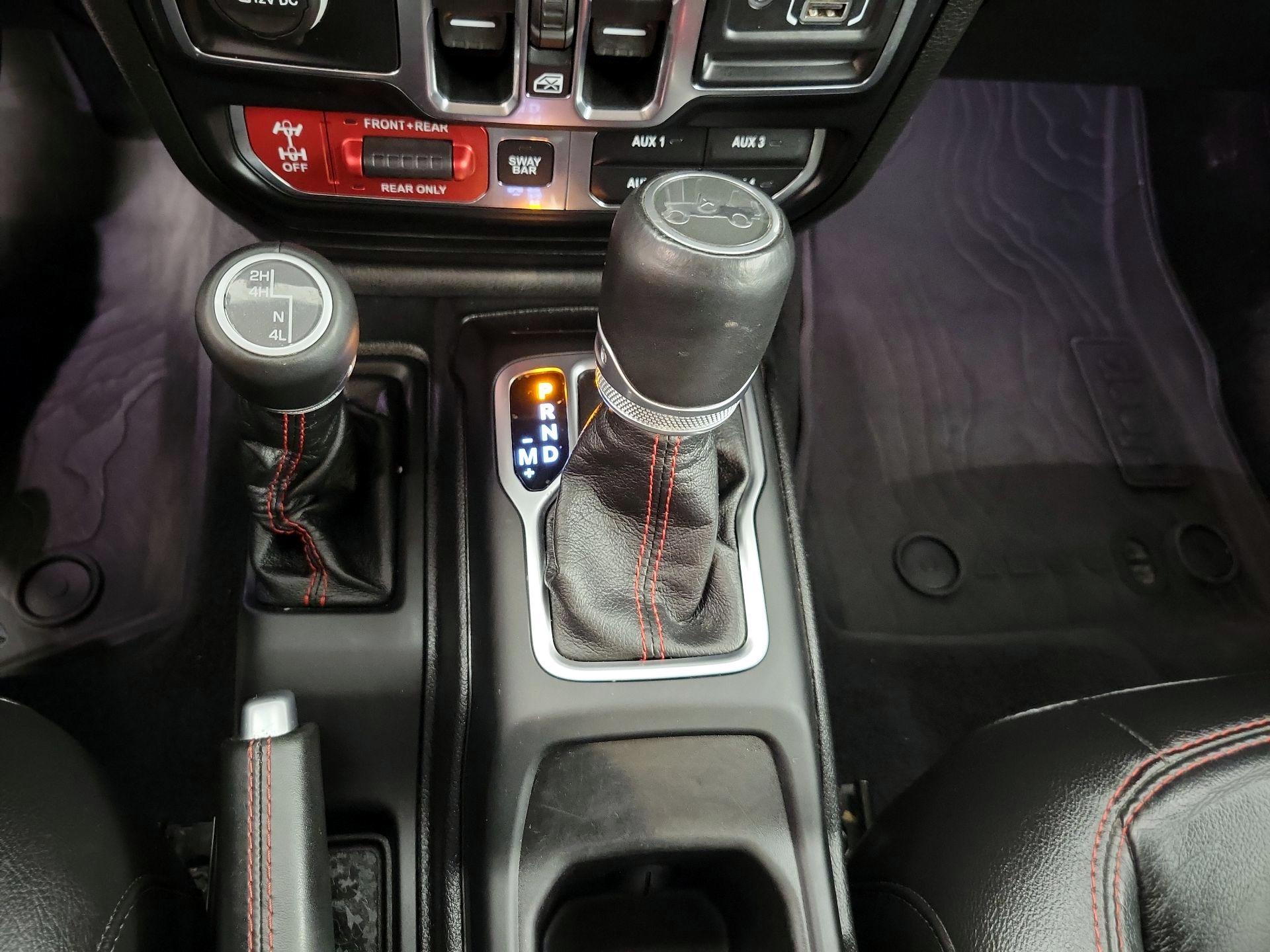 Thumbnail: 2019 Jeep Wrangler - 18