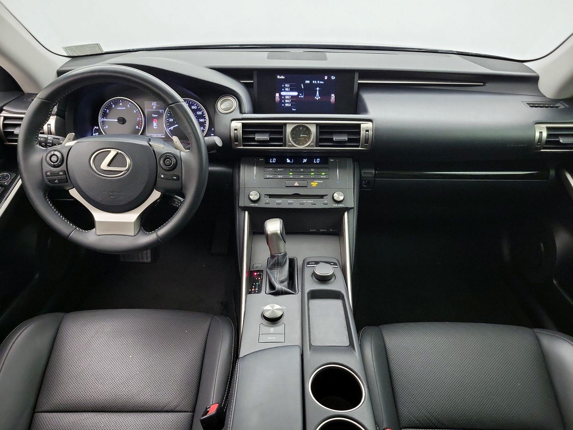 Thumbnail: 2015 Lexus IS - 9