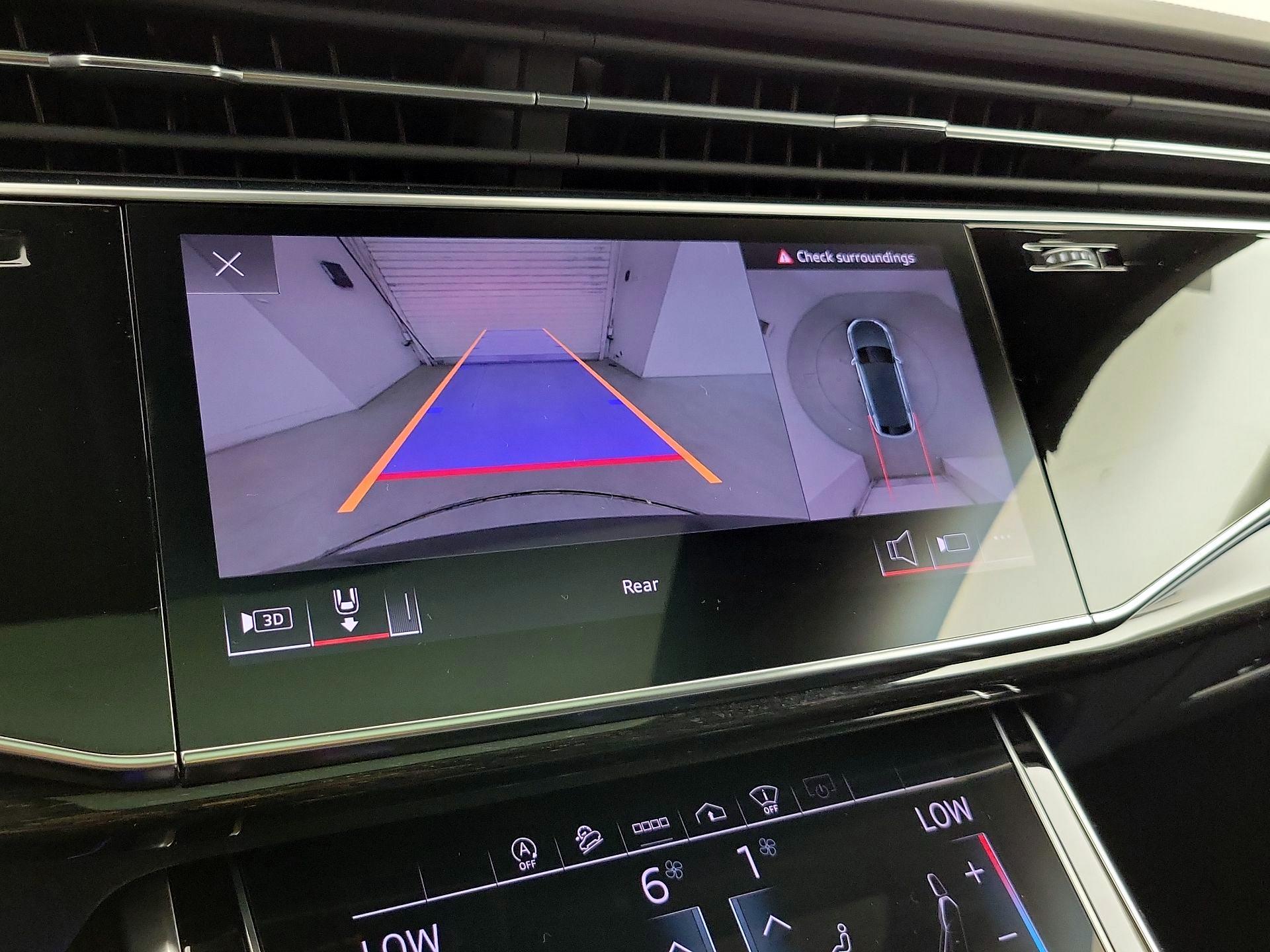 Thumbnail: 2021 Audi SQ8 - 15