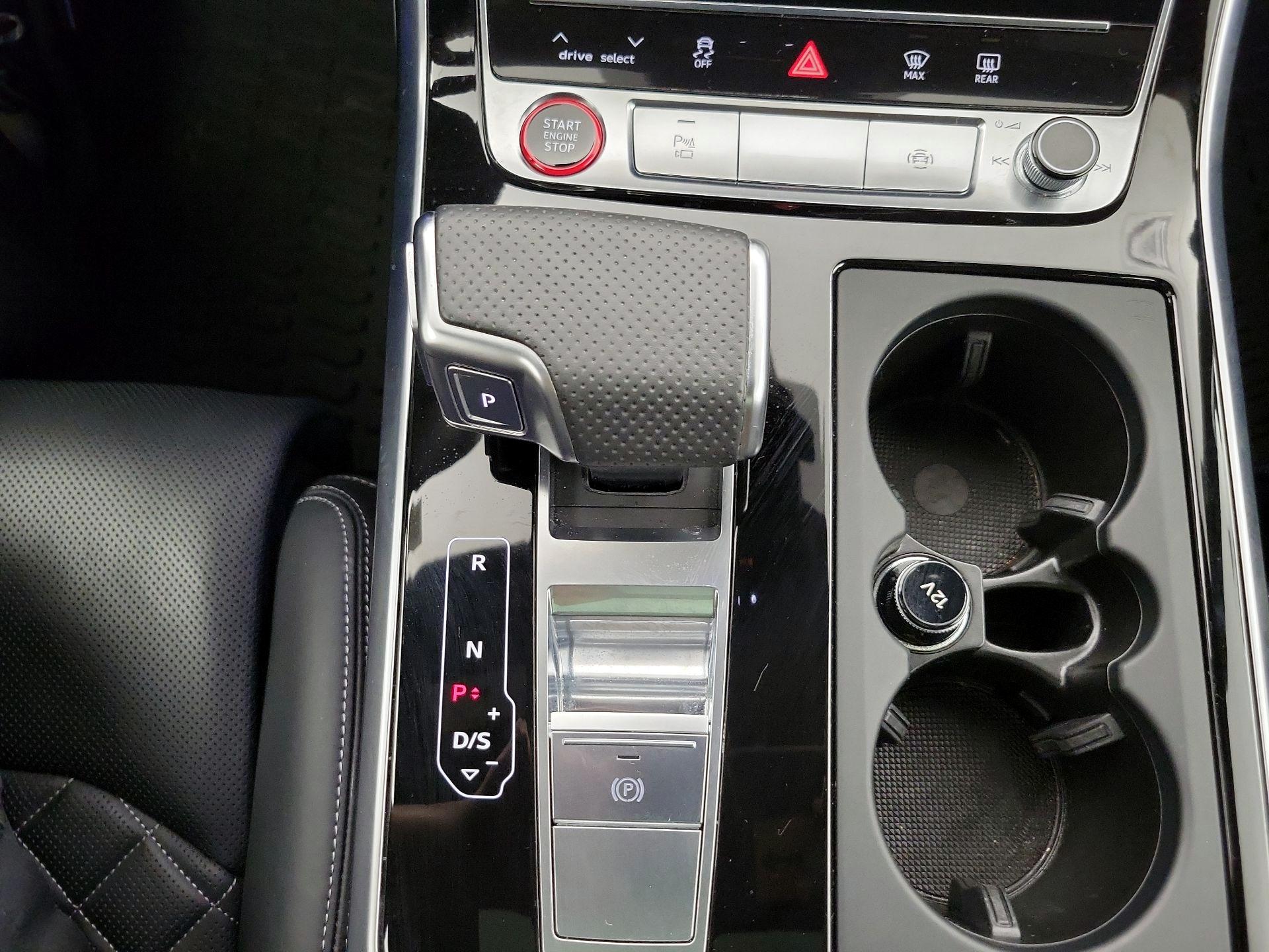 Thumbnail: 2021 Audi SQ8 - 18