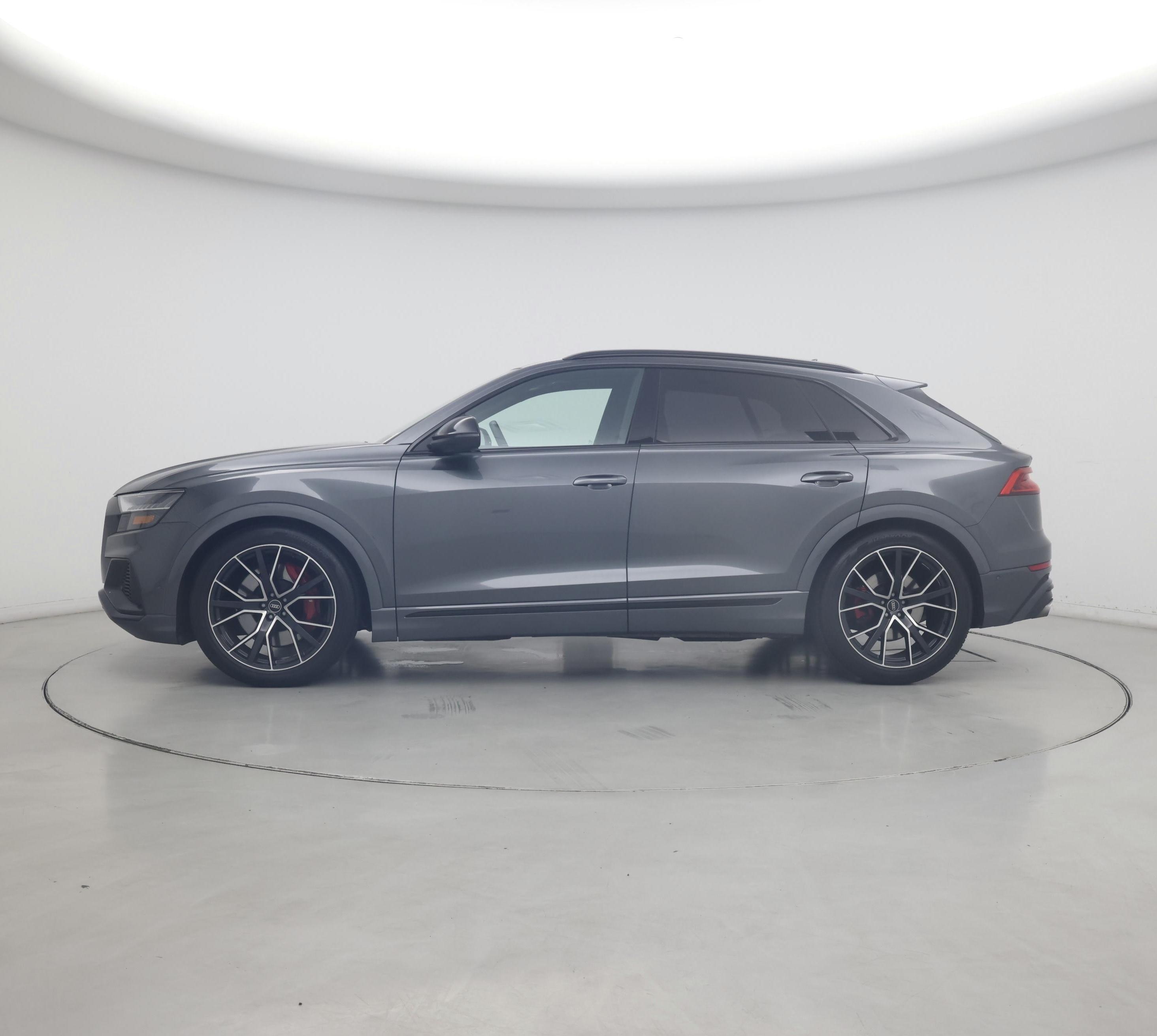 Thumbnail: 2021 Audi SQ8 - 3