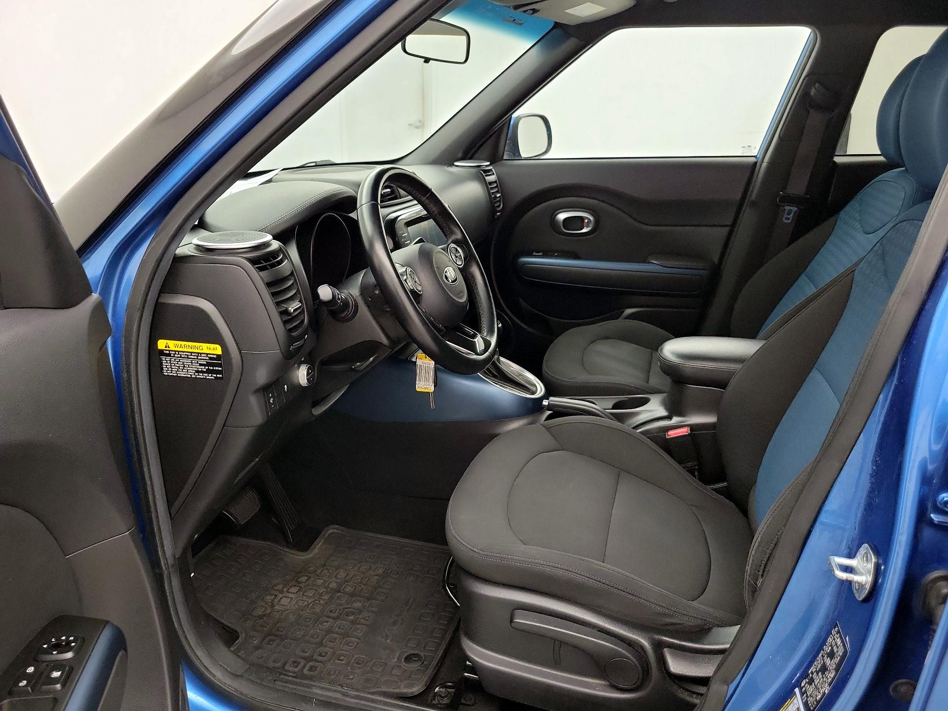 Thumbnail: 2015 Kia Soul - 11