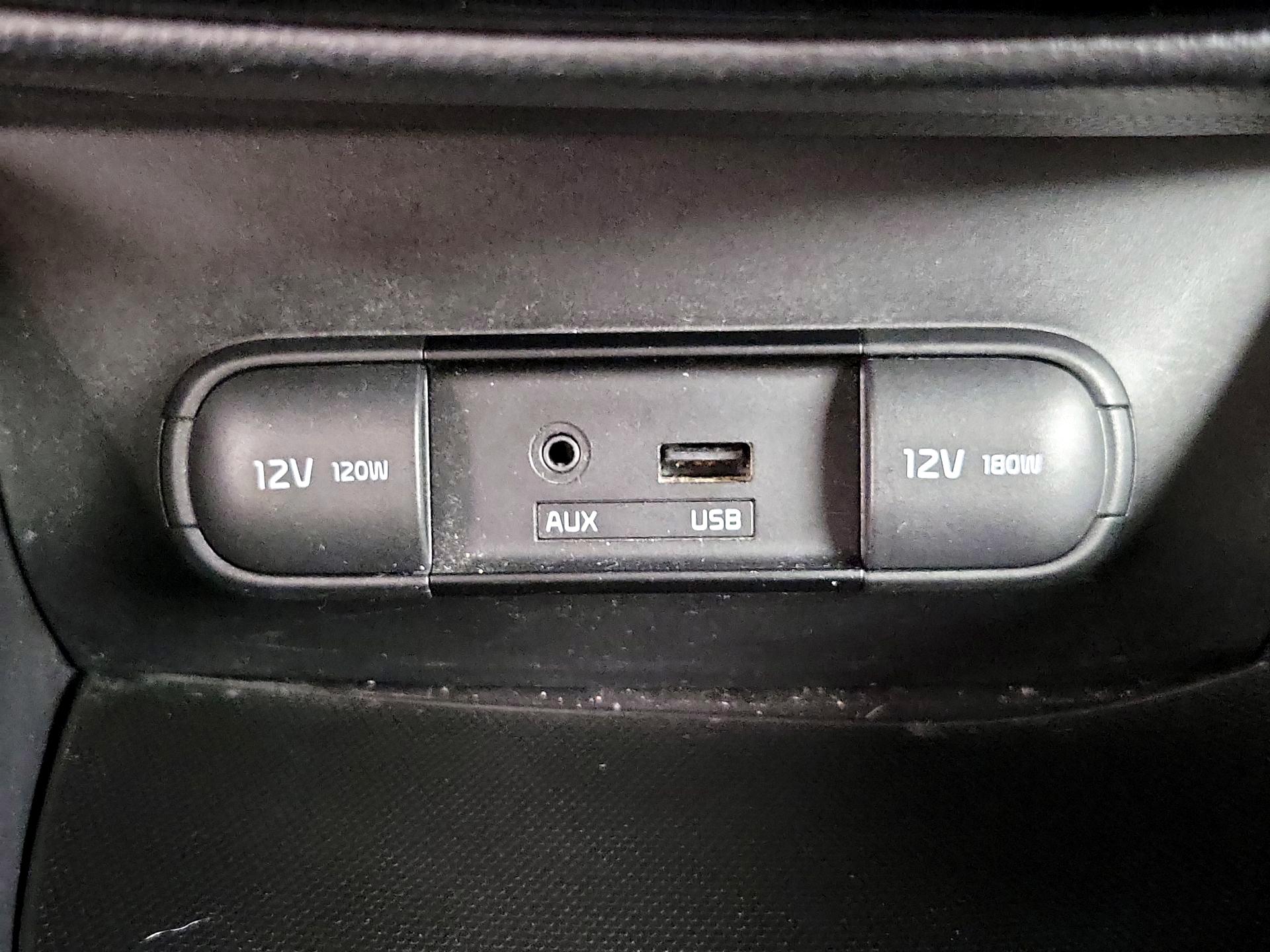Thumbnail: 2015 Kia Soul - 19