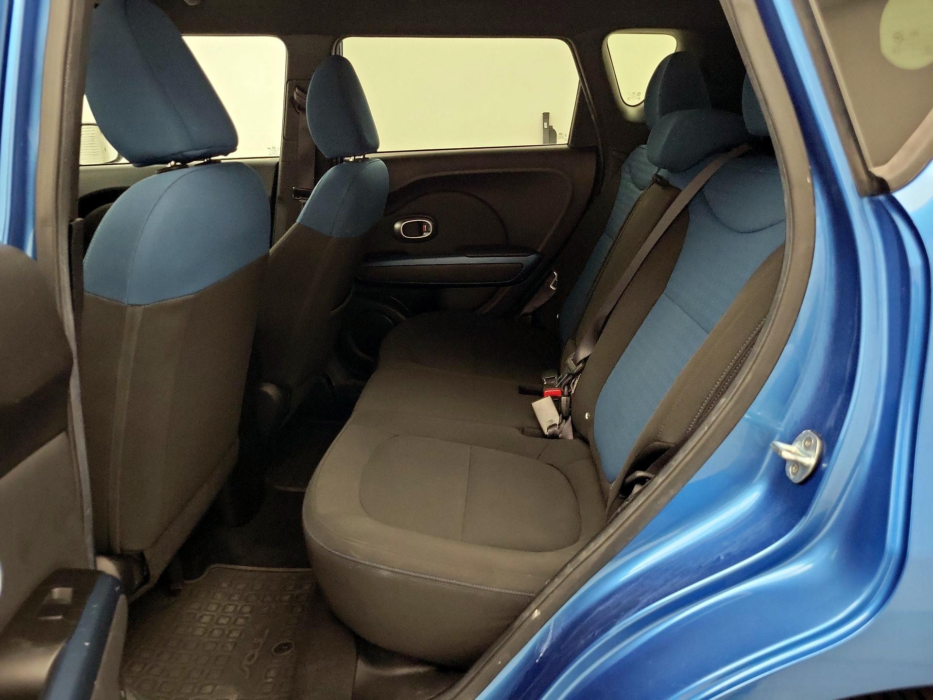 Thumbnail: 2015 Kia Soul - 20